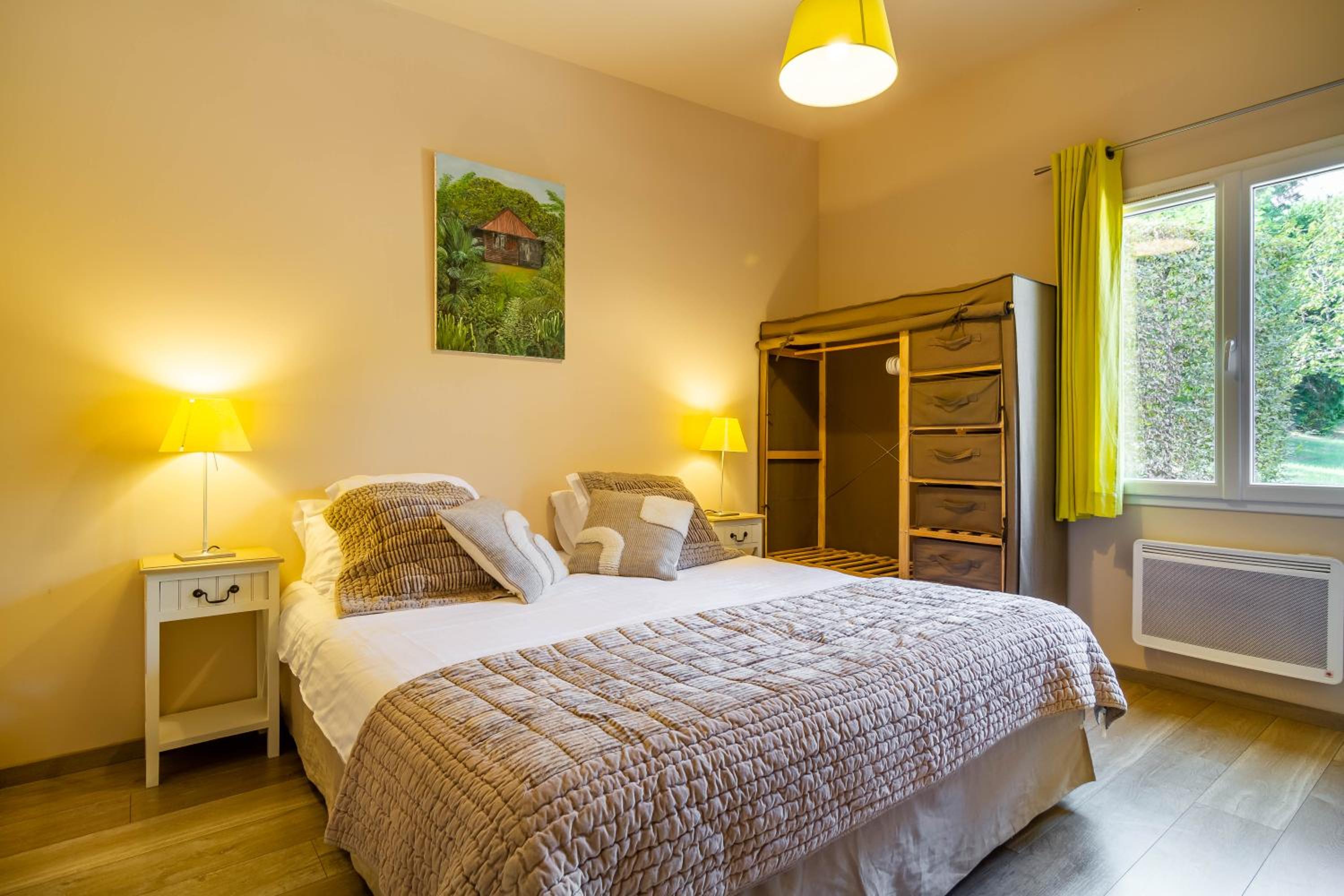 Three-Bedroom Chalet - Photo 14