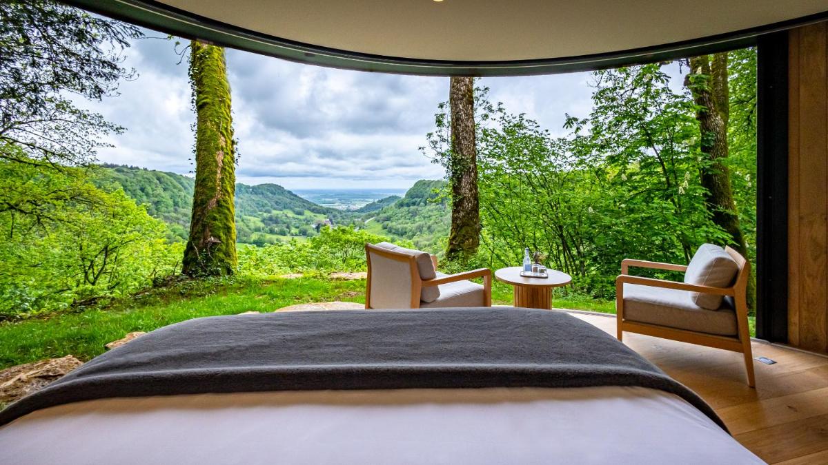 Suite with Mountain View photo 2