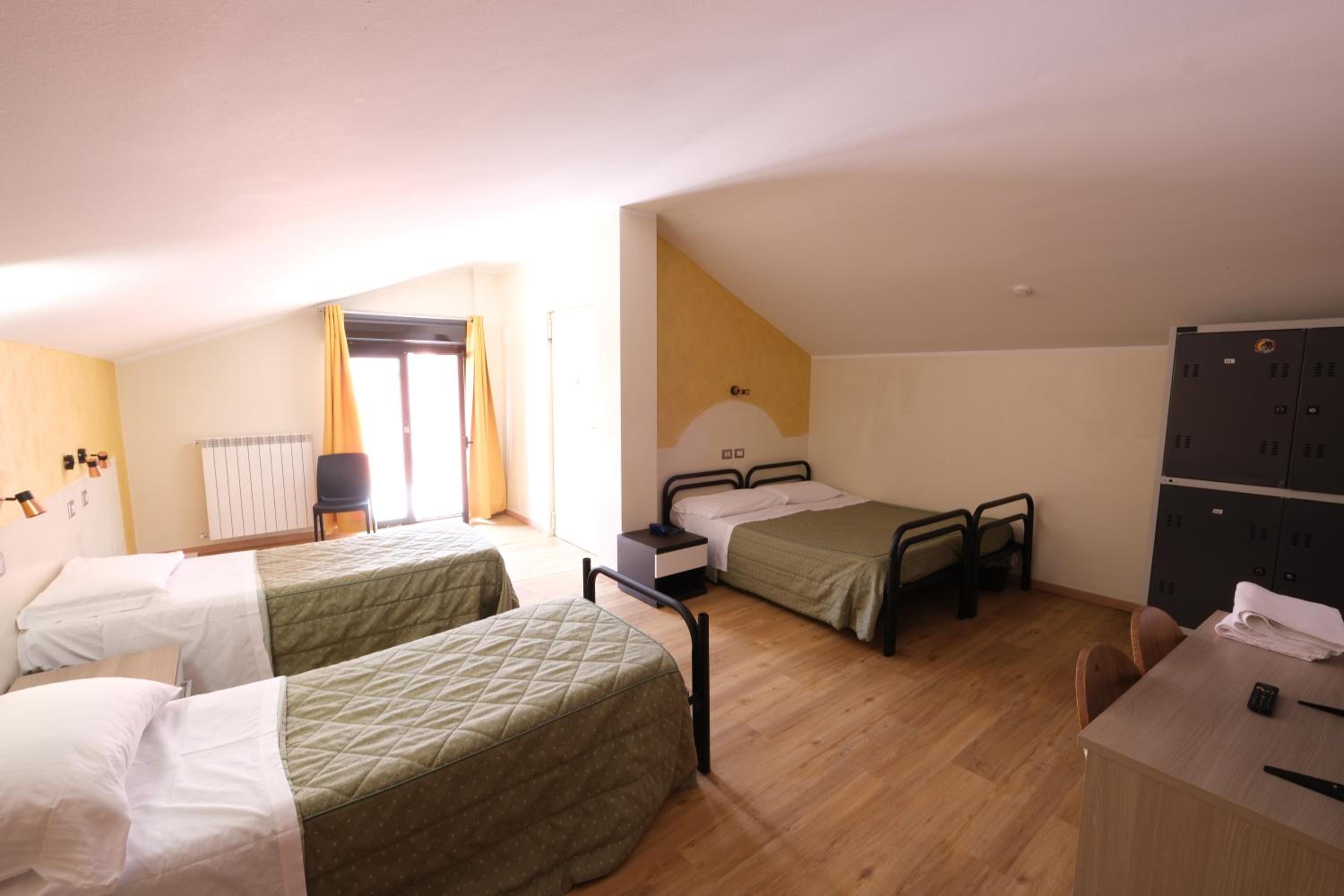 Quadruple Room with Garden View