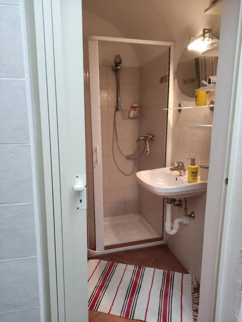 Two-Bedroom House photo 2