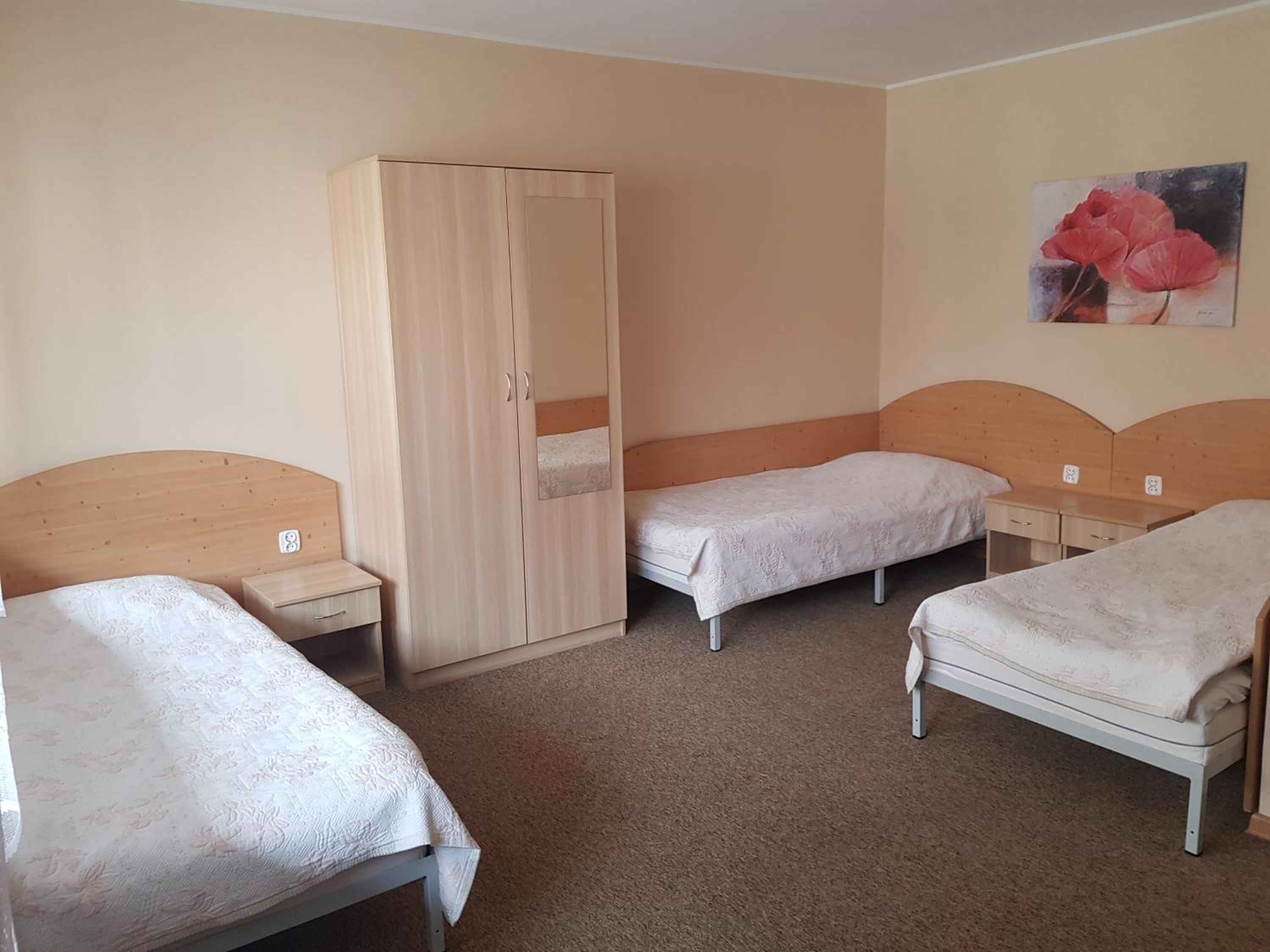 Triple Room with Bathroom - Photo 1
