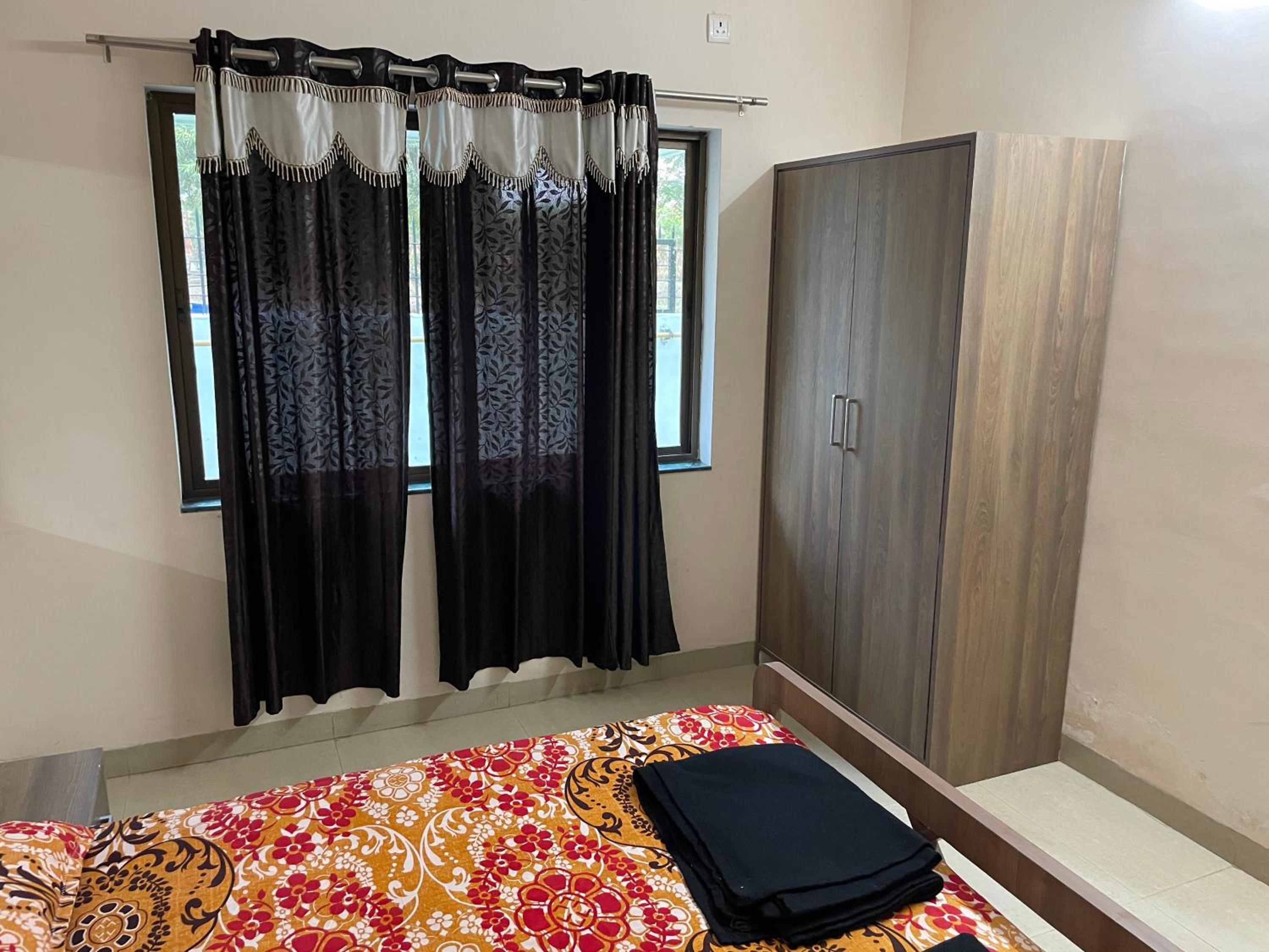 Deluxe Double Room With Bath photo 1