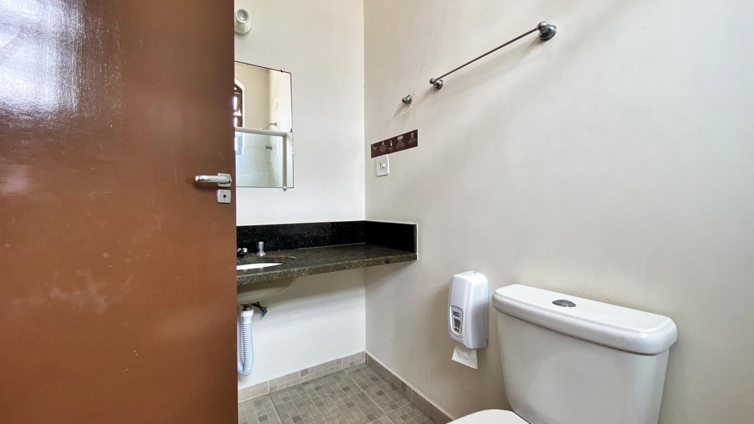 Superior Quadruple Room - Photo 6