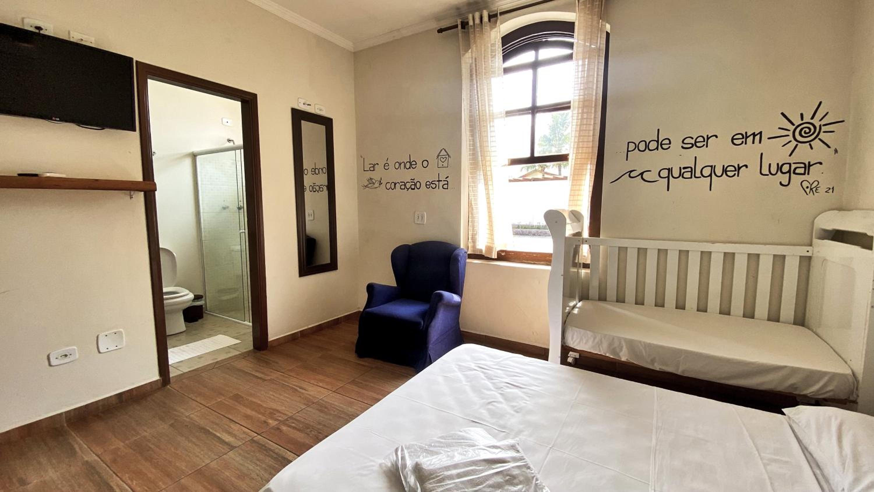 Superior Quadruple Room - Photo 2