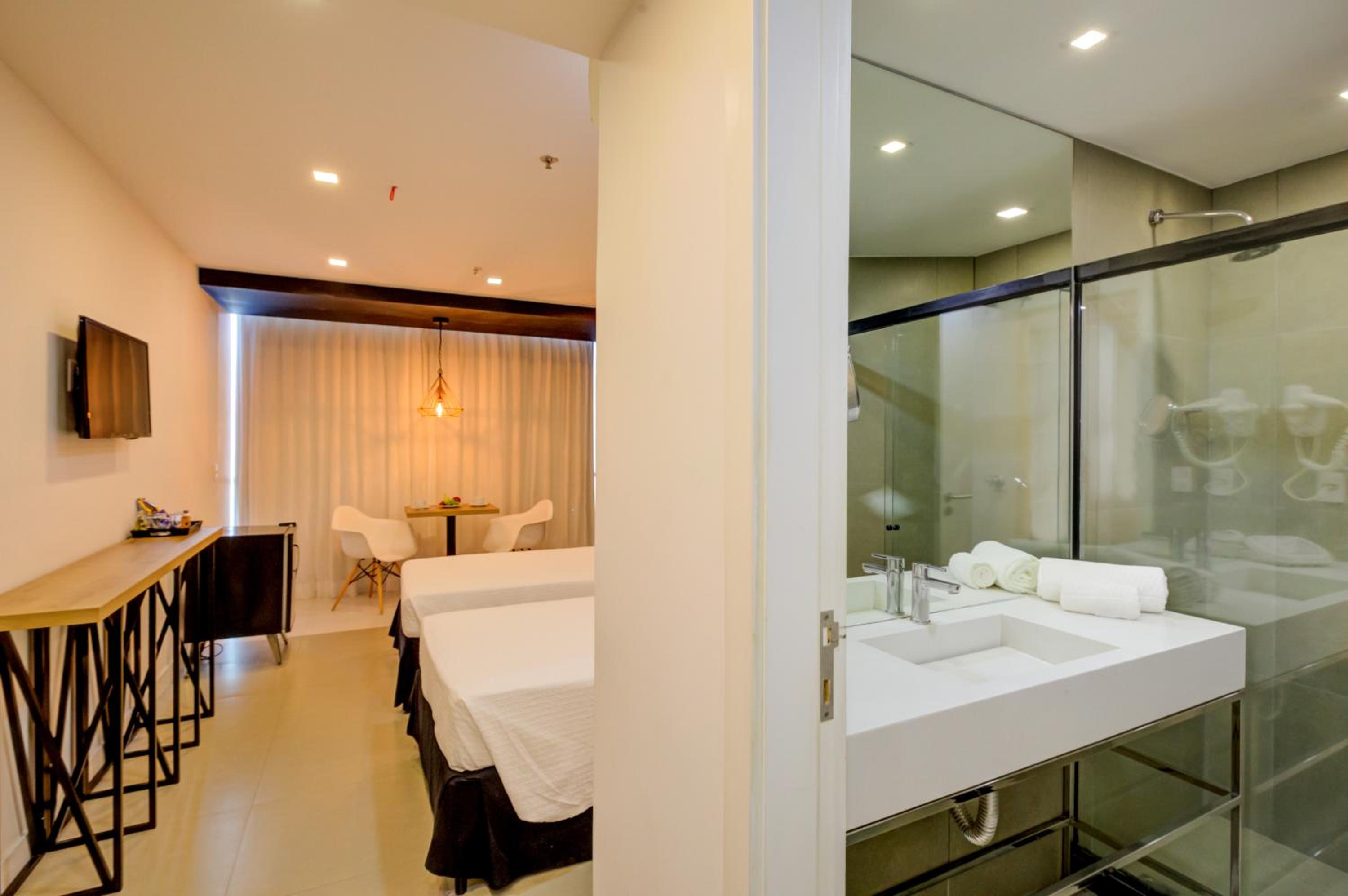  Junior Suite Twin Bed - Photo 3