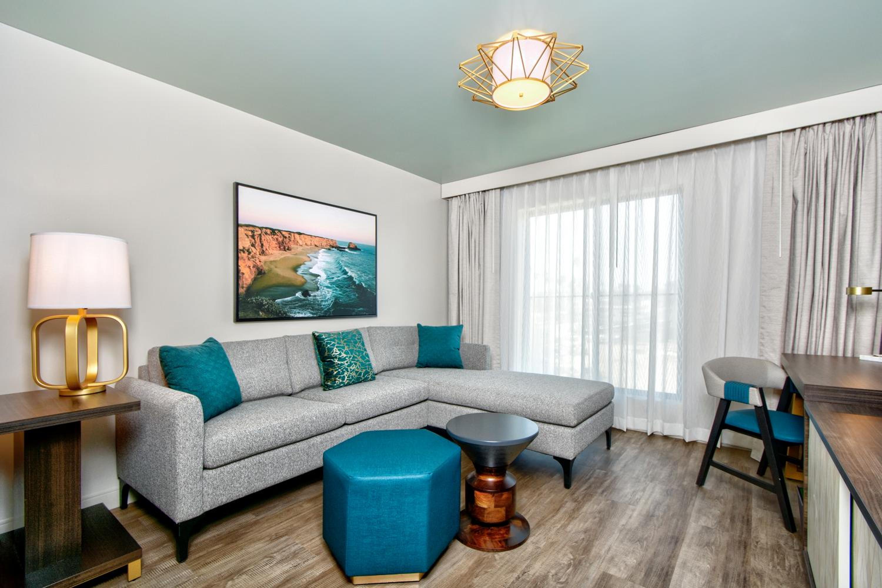 2 Double Beds Suite with Balcony and Partial Ocean View photo 1