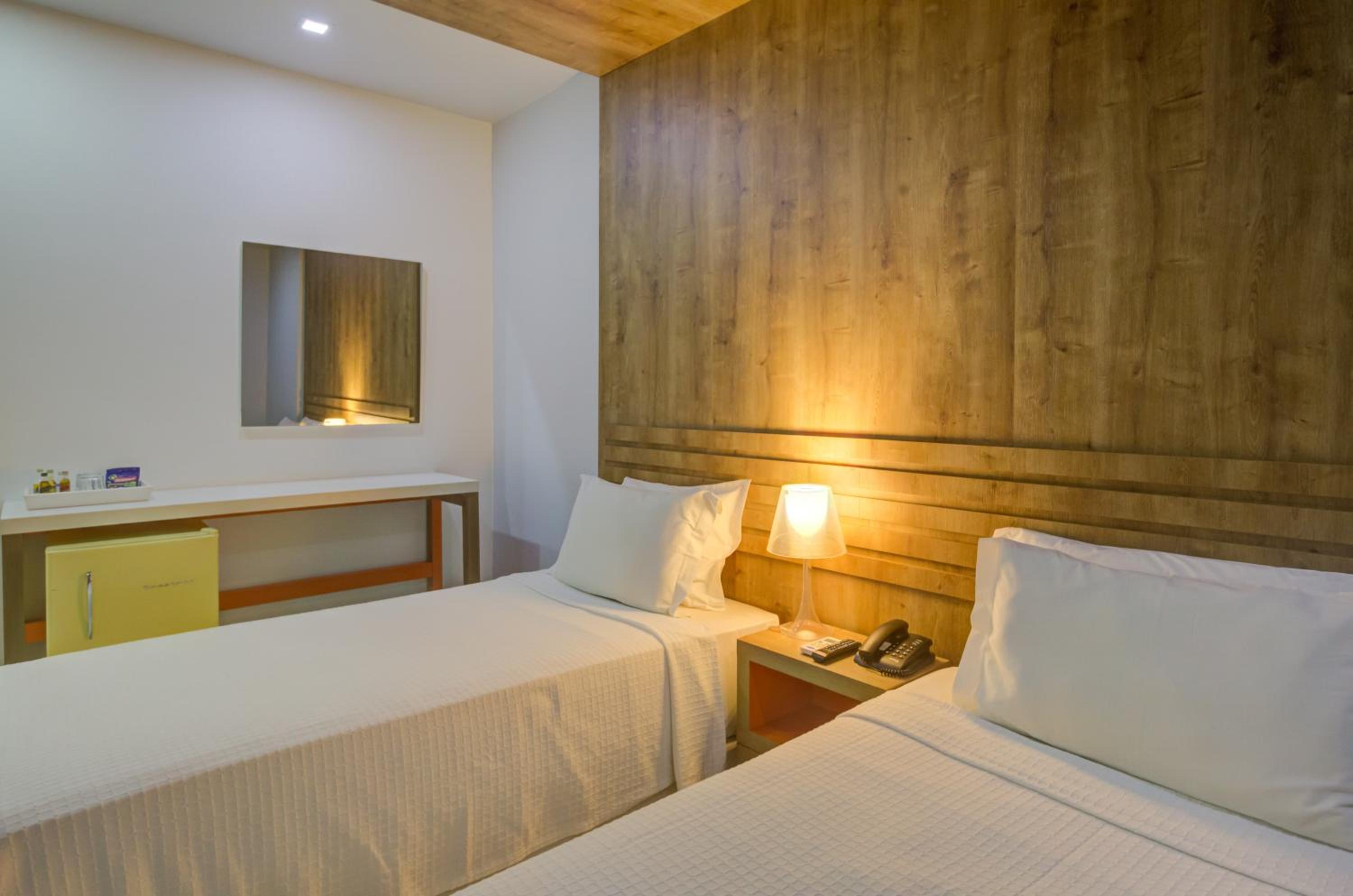 Deluxe Twin Room - Photo 7
