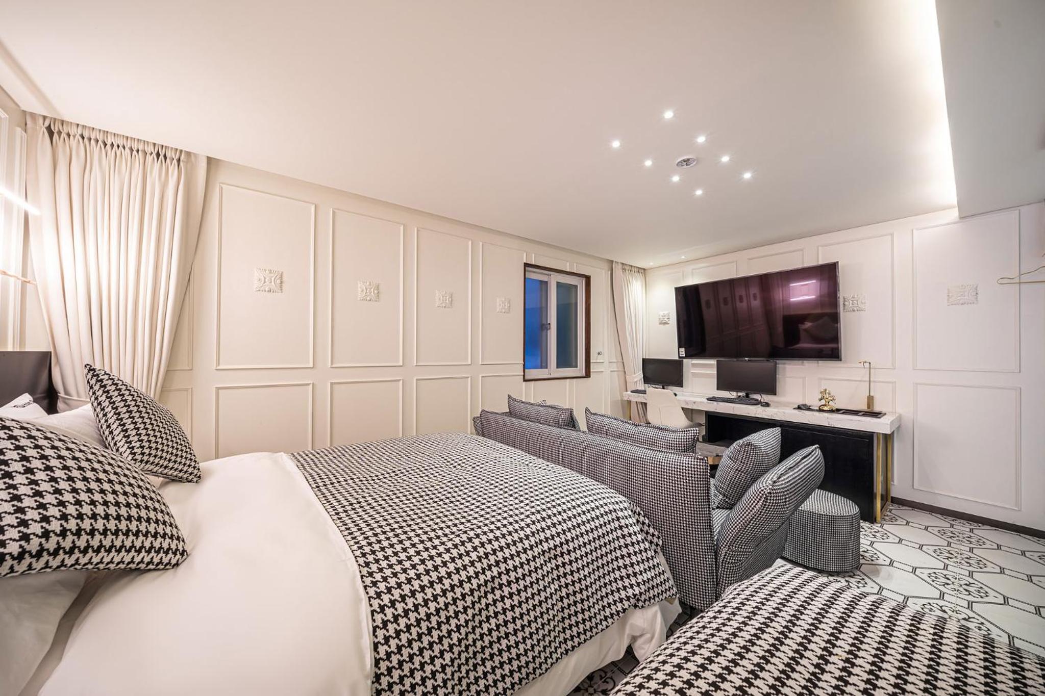 Suite with Terrace