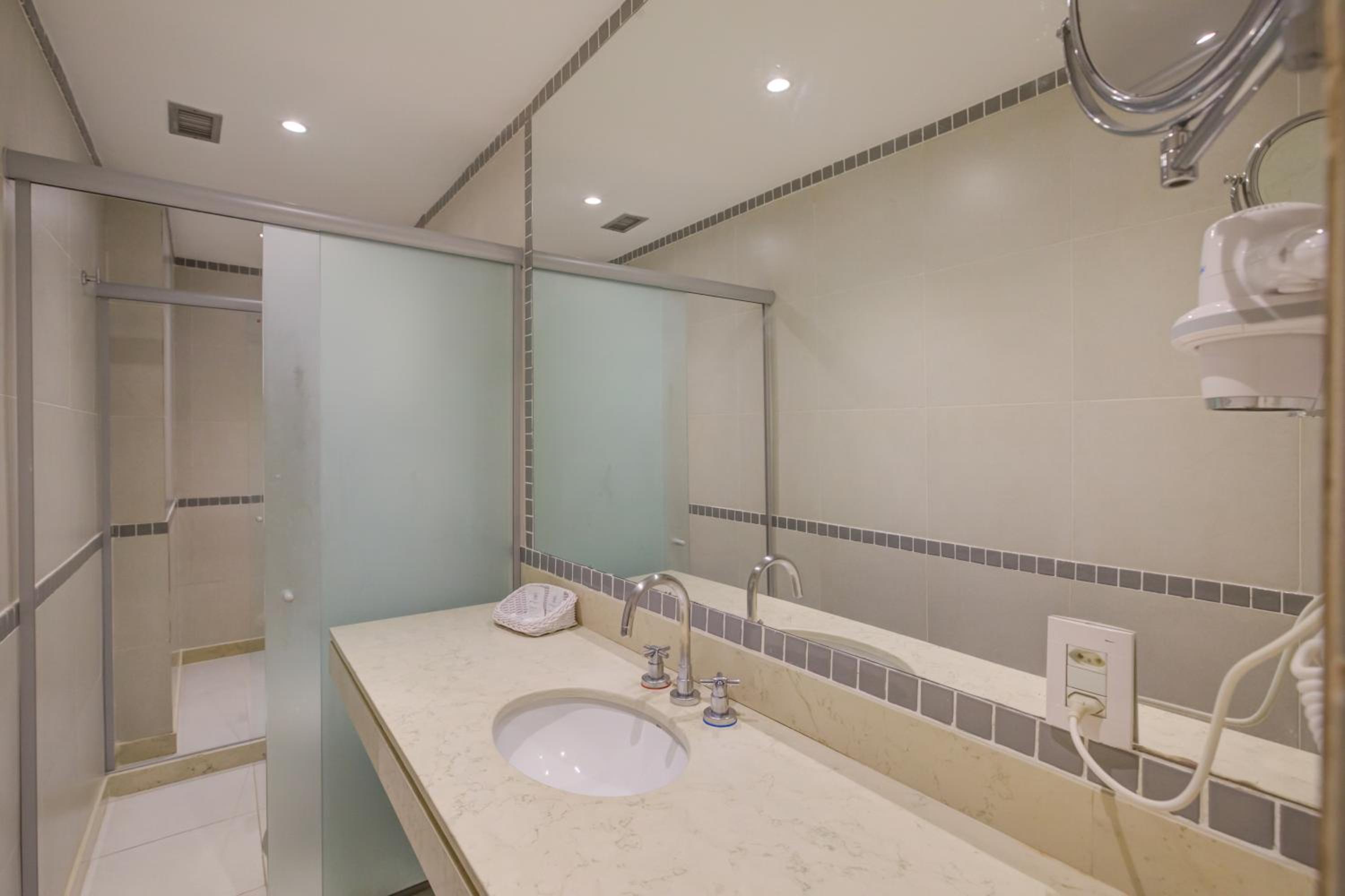 Executive Suite Double - Photo 24