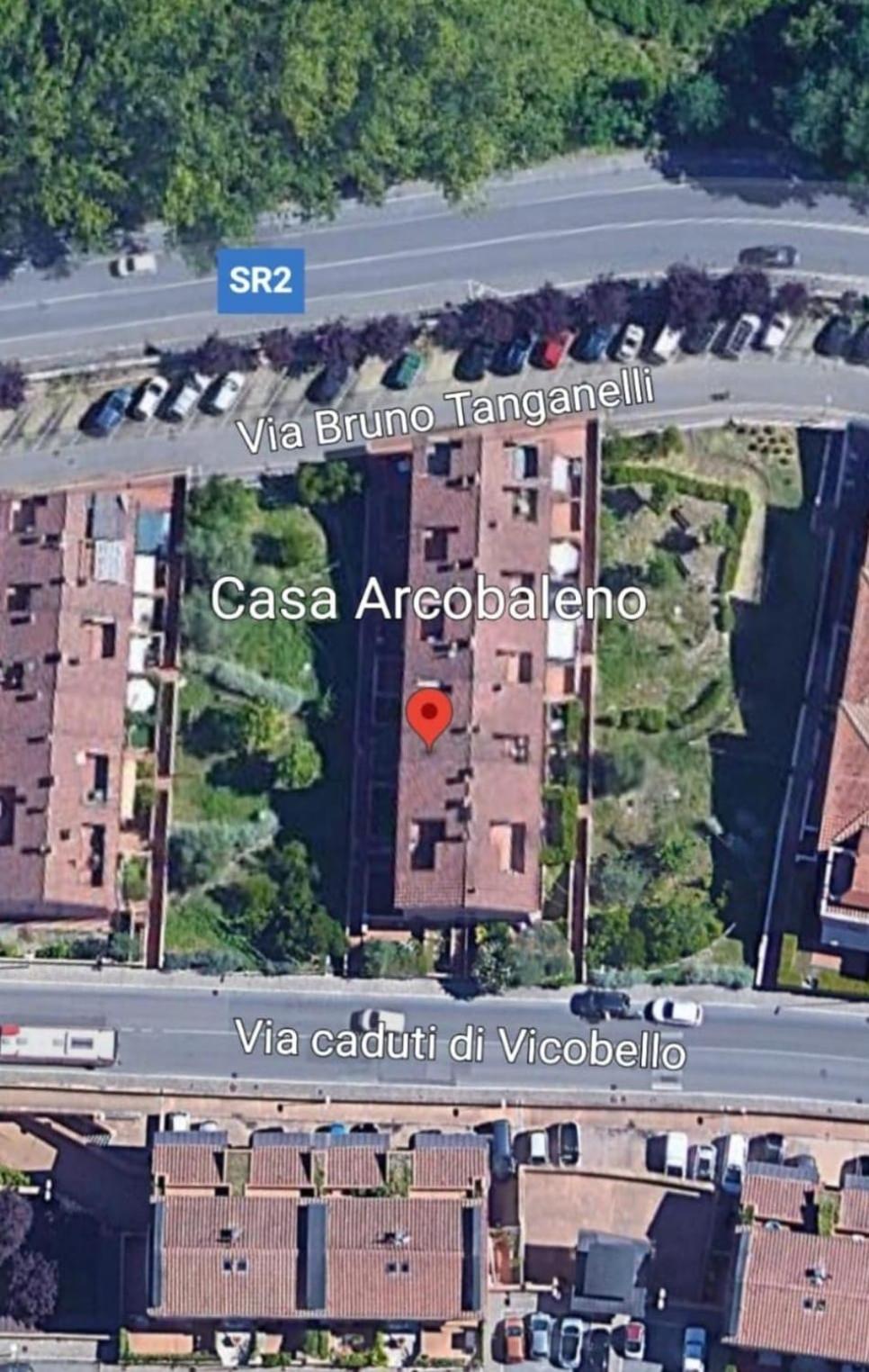Apartment with Terrace - Photo 13
