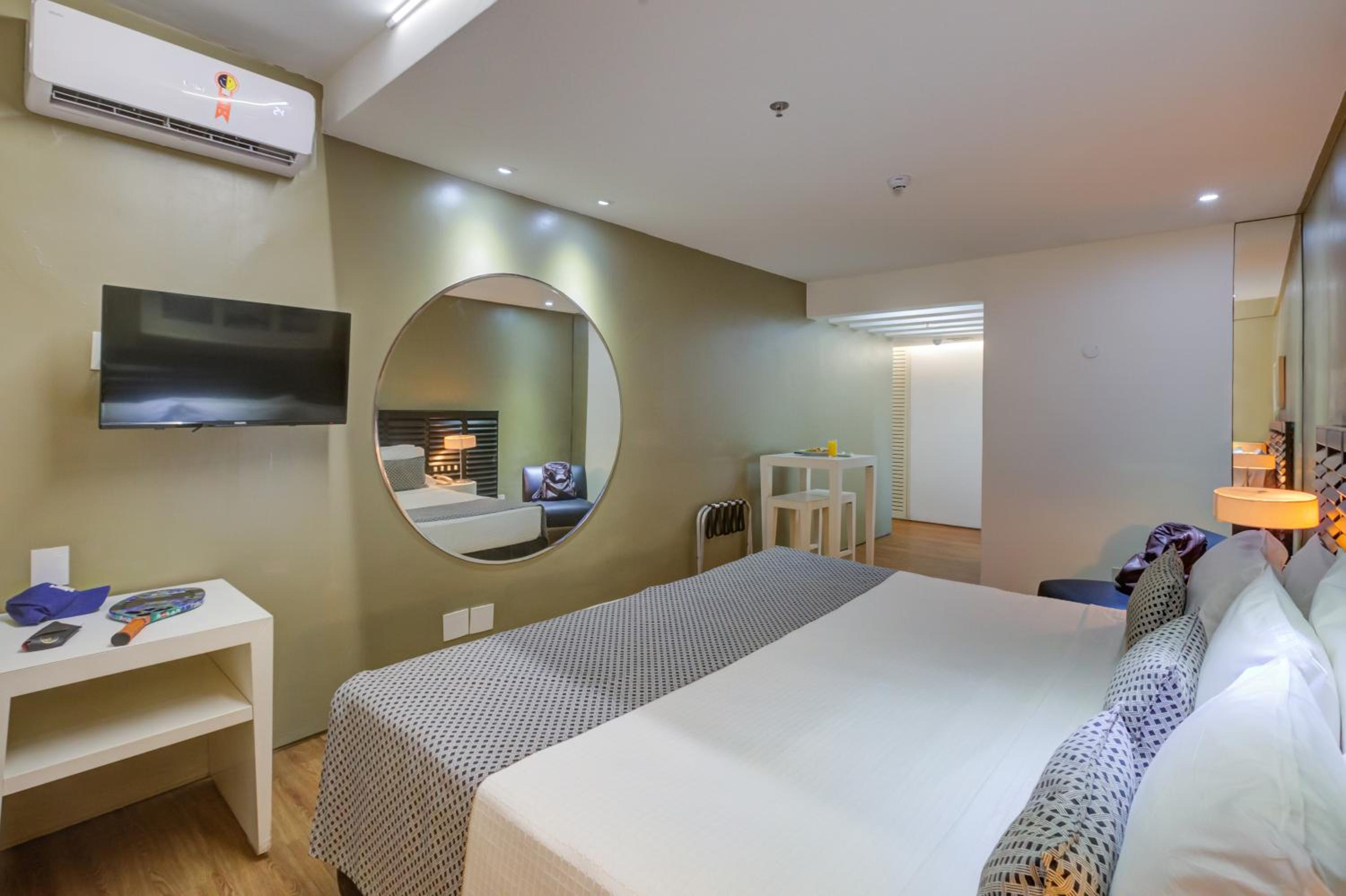 Deluxe Double Room - Photo 8