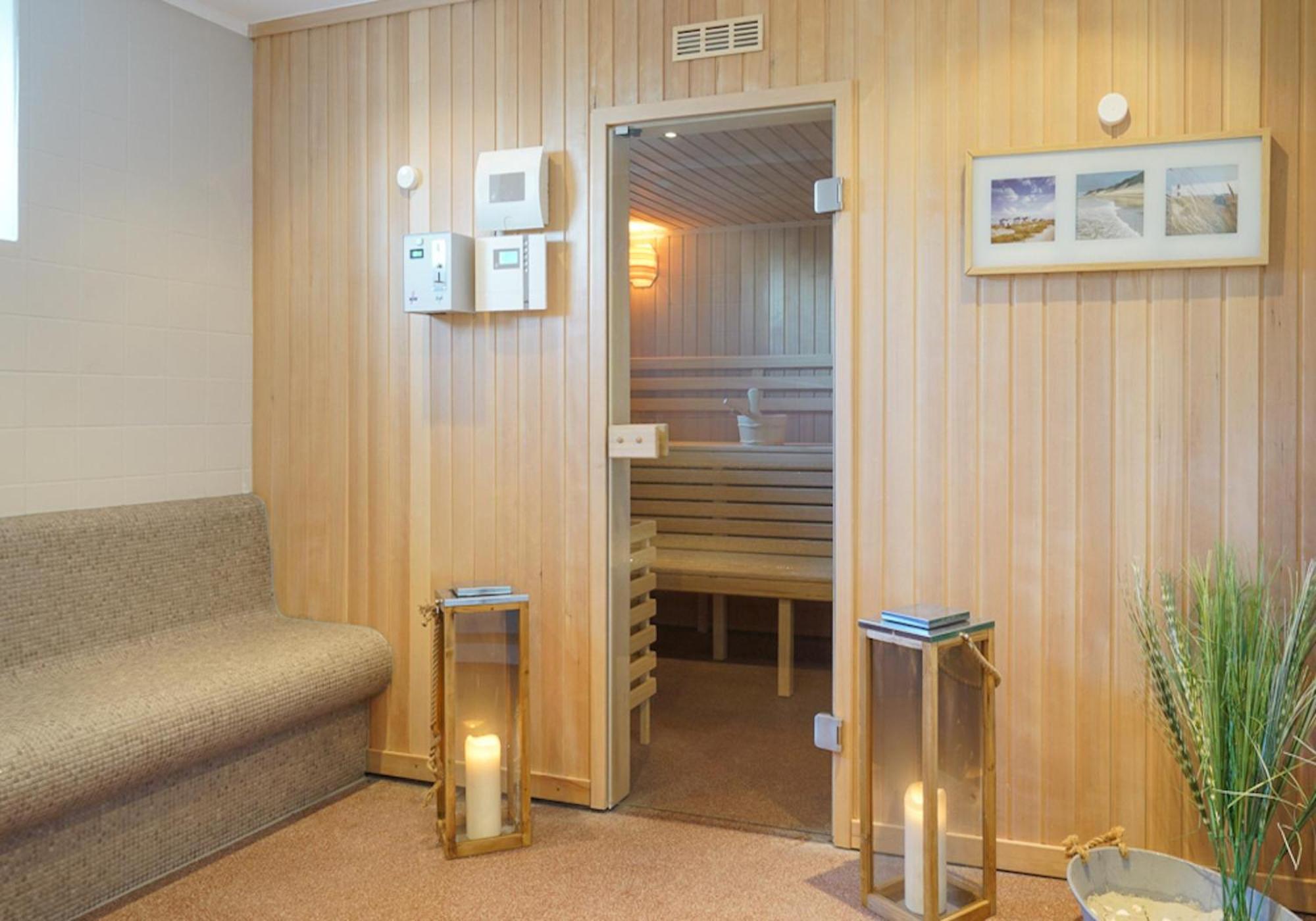 Apartment with Terrace photo 3