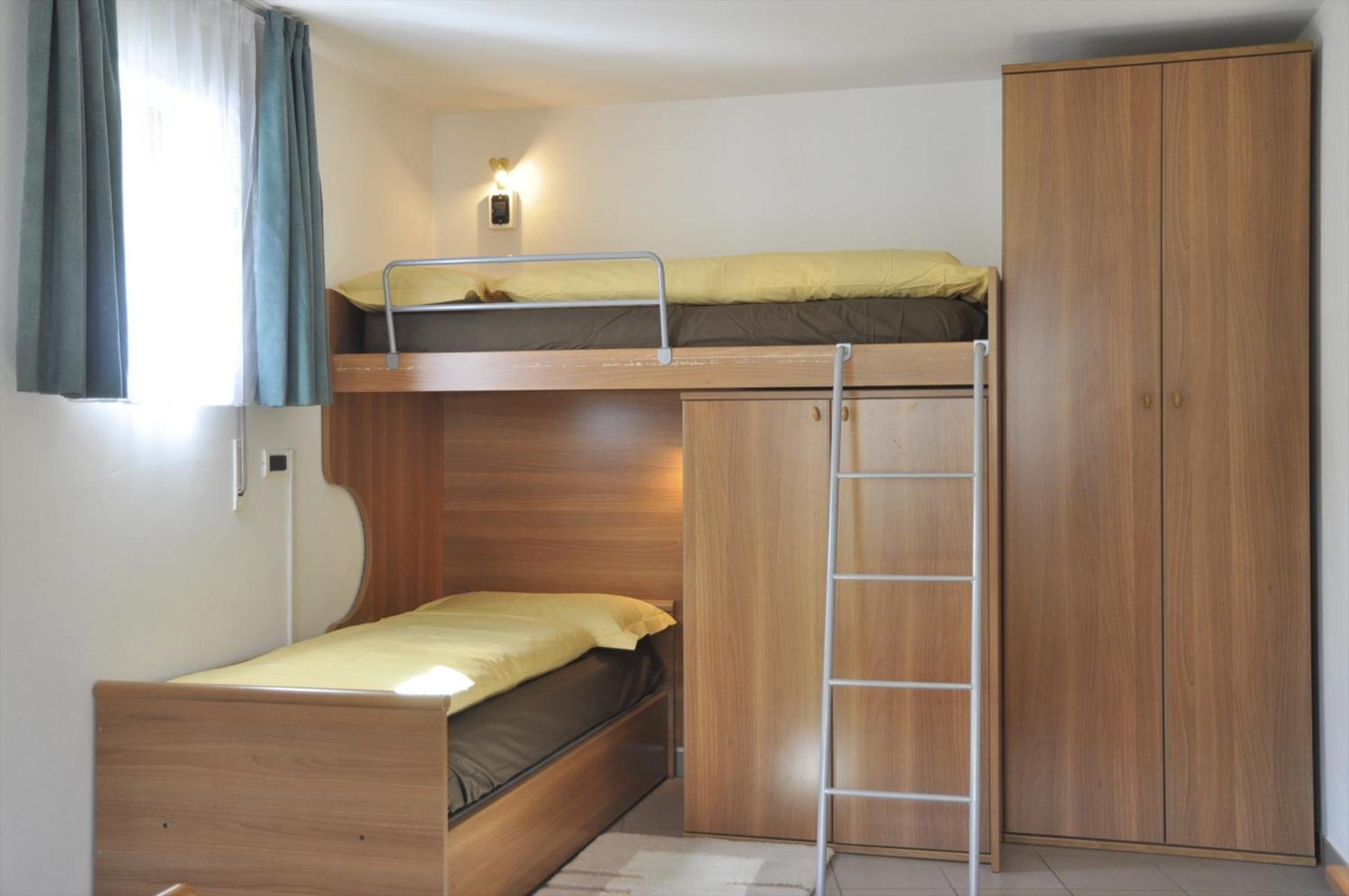 Standard Two-Bedroom Apartment photo 3