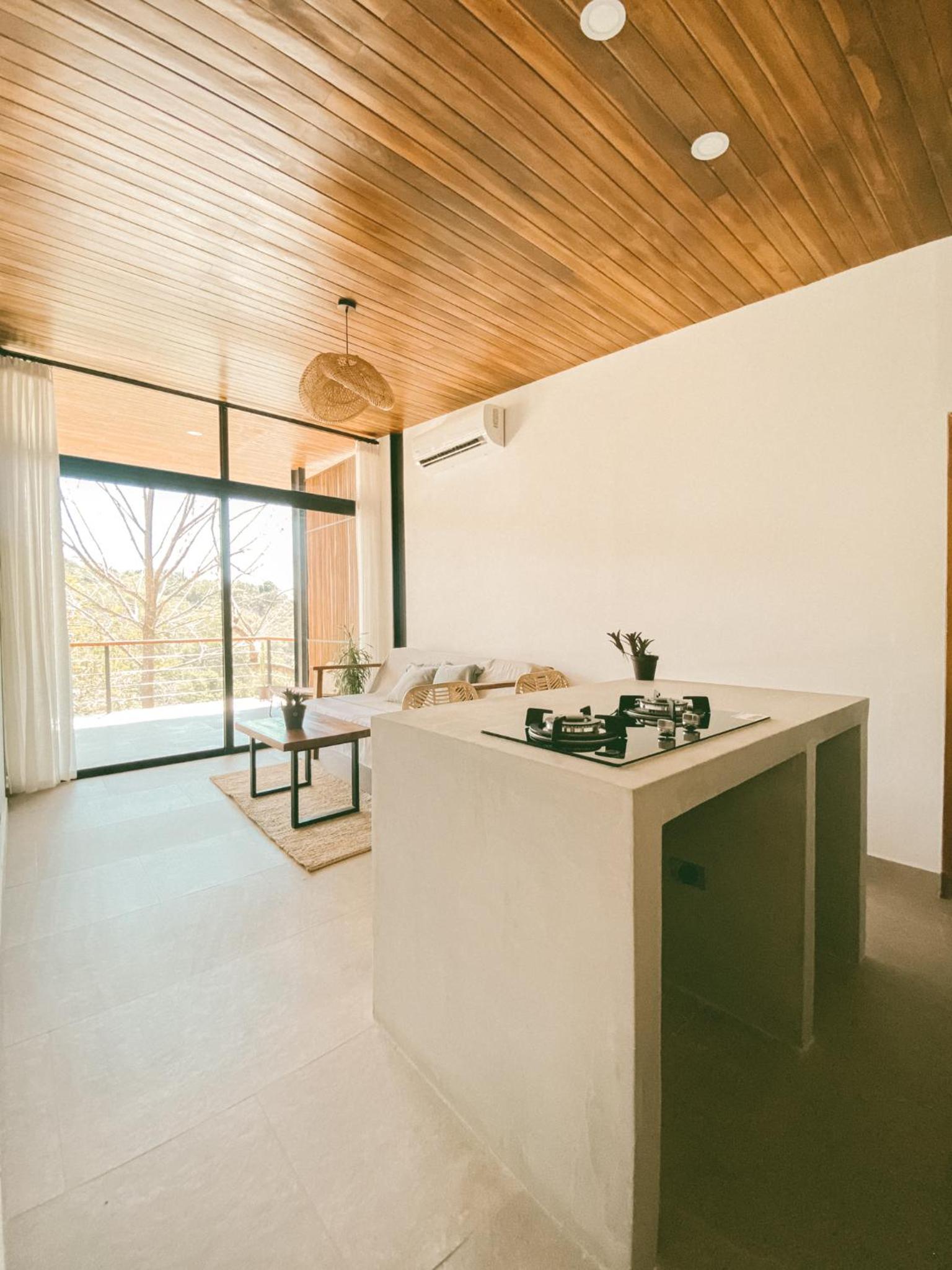 Villa photo 1