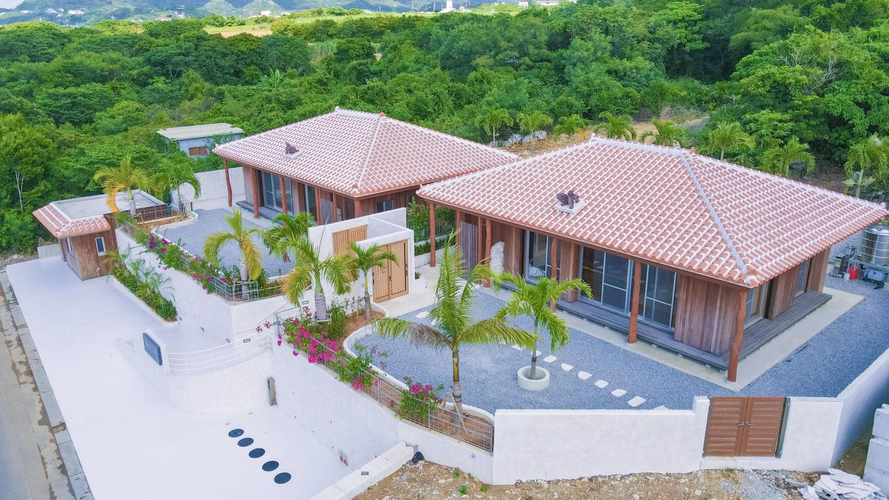 Villa with Sea View - Photo 33