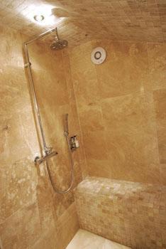Deluxe King Room photo 2