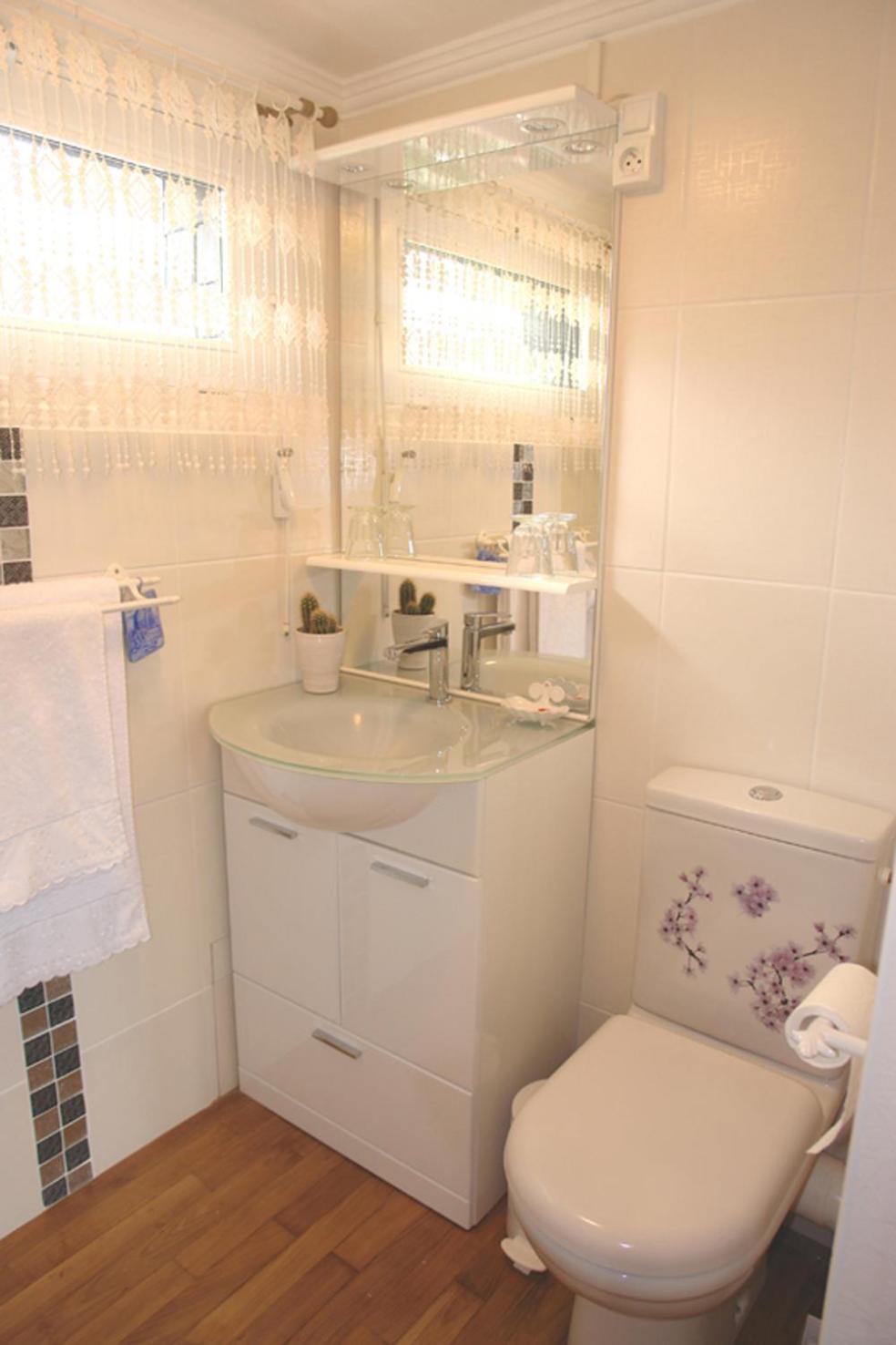 Double Room with Lake View photo 3