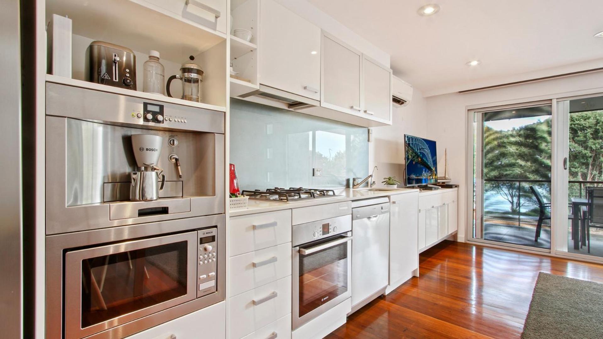One-Bedroom Apartment with Spa Bath photo 2