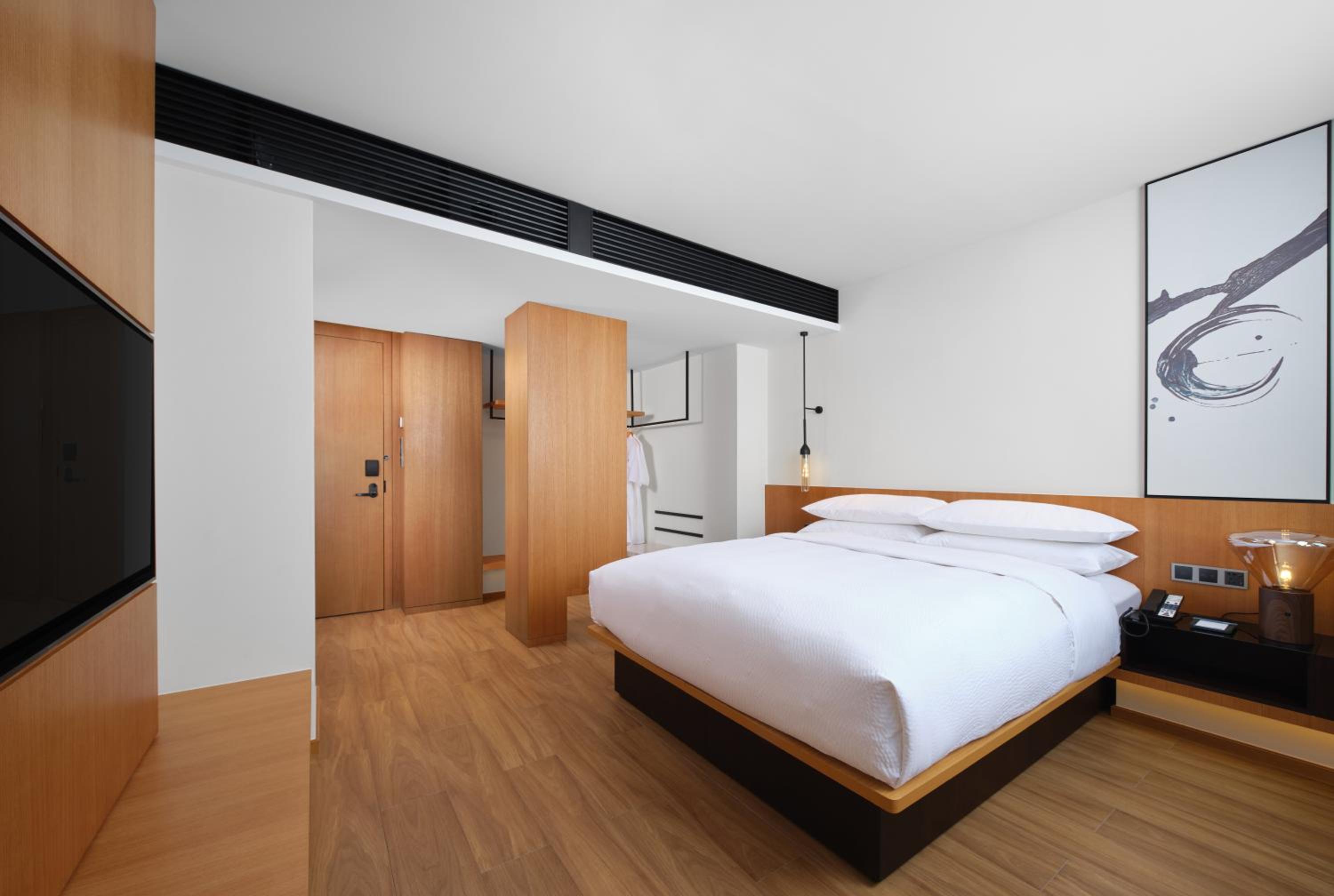 Business King Room with City View