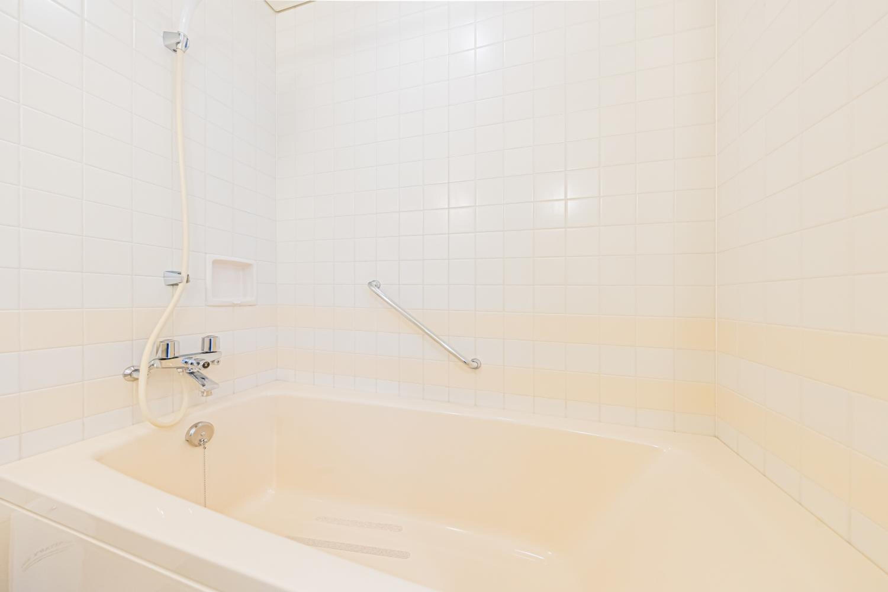 Double Room - Non-Smoking  - Photo 7