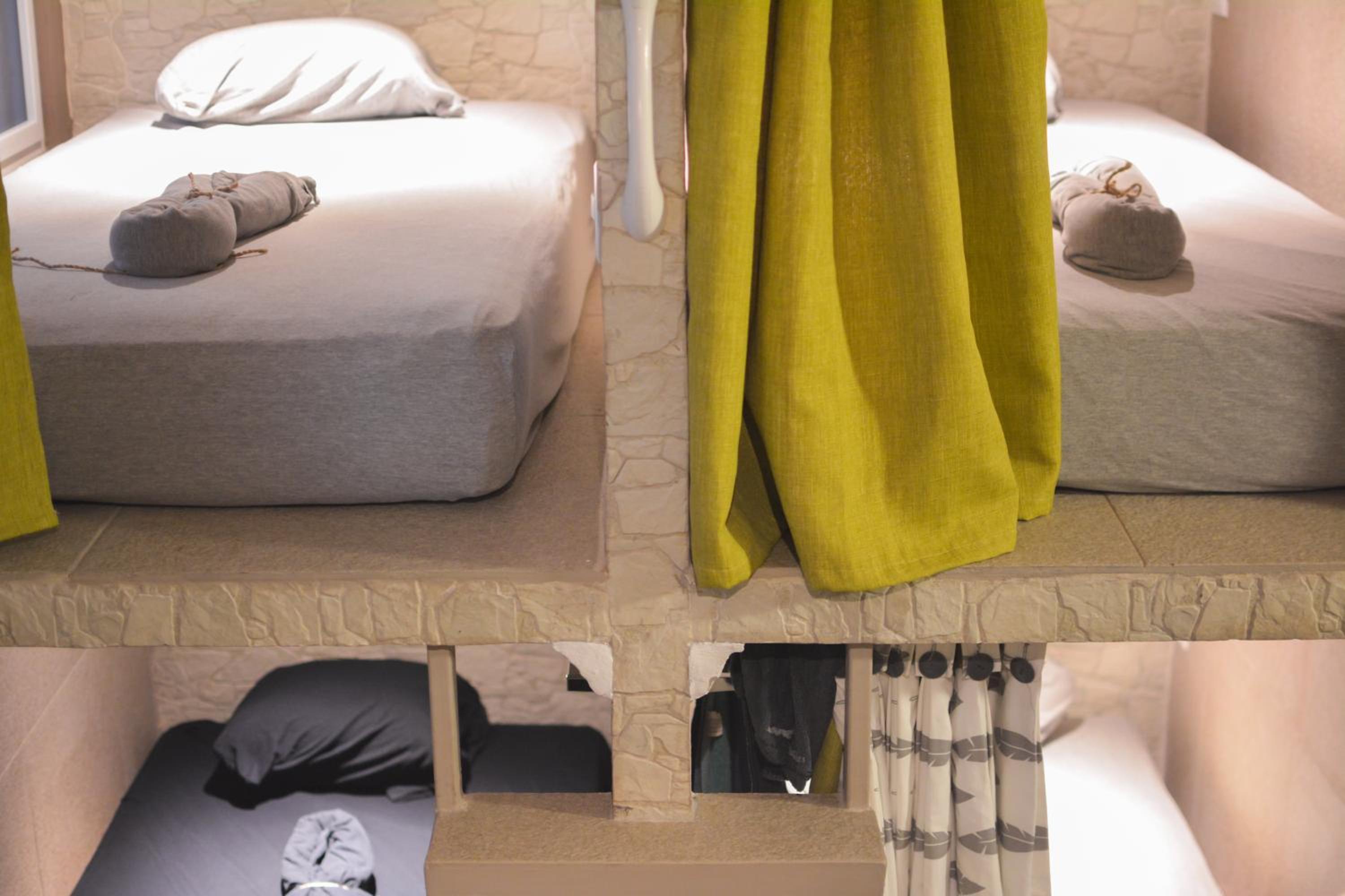 Bed in 8-Bed Dormitory Room photo 2