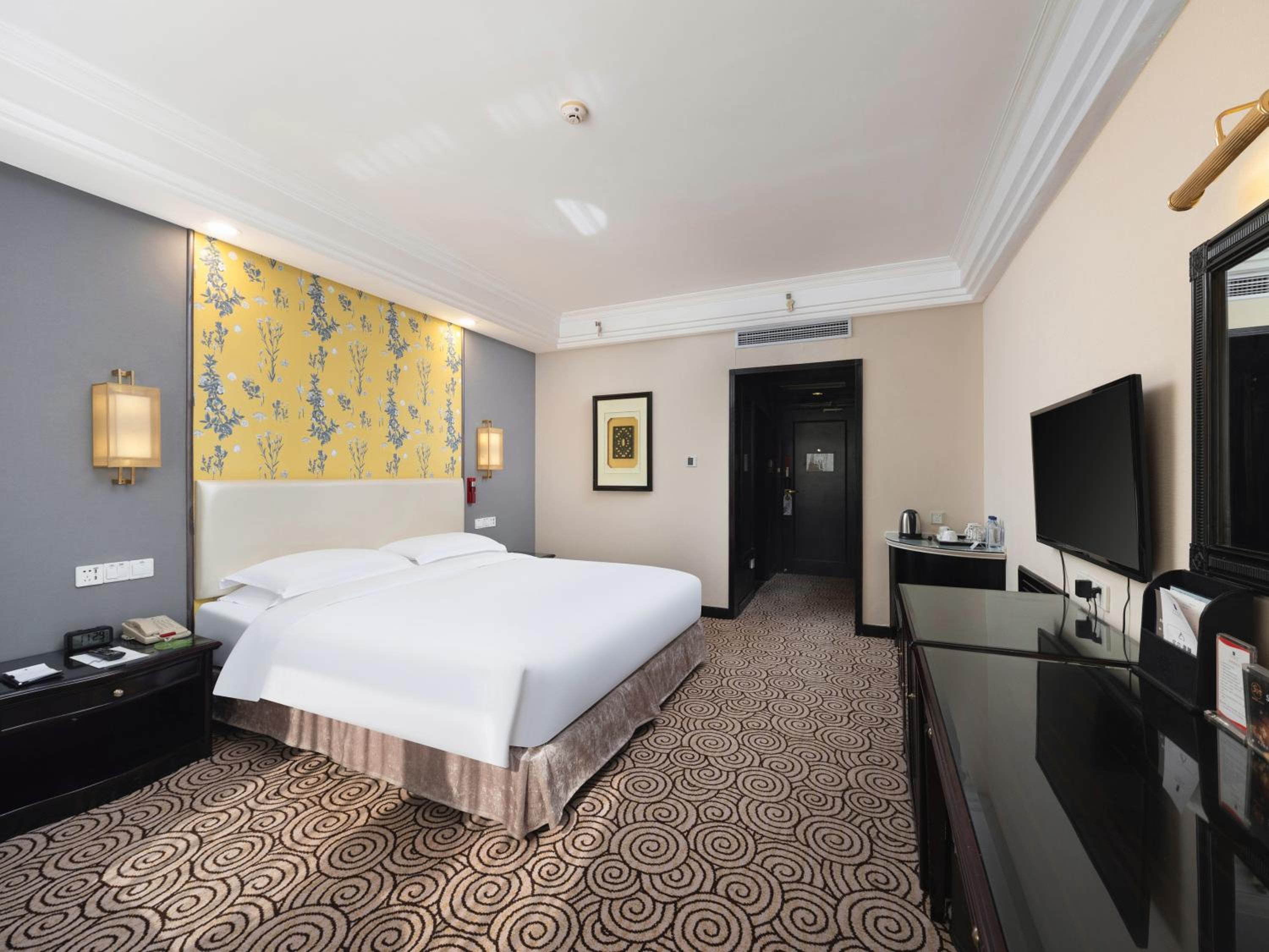 Selected Double Room(4th - 5th Floor) - Photo 2