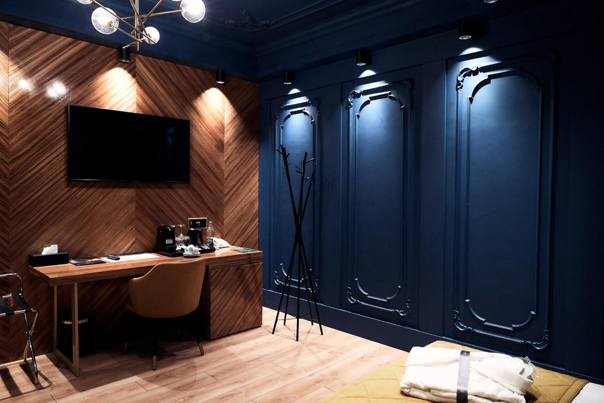 Queen Room photo 3