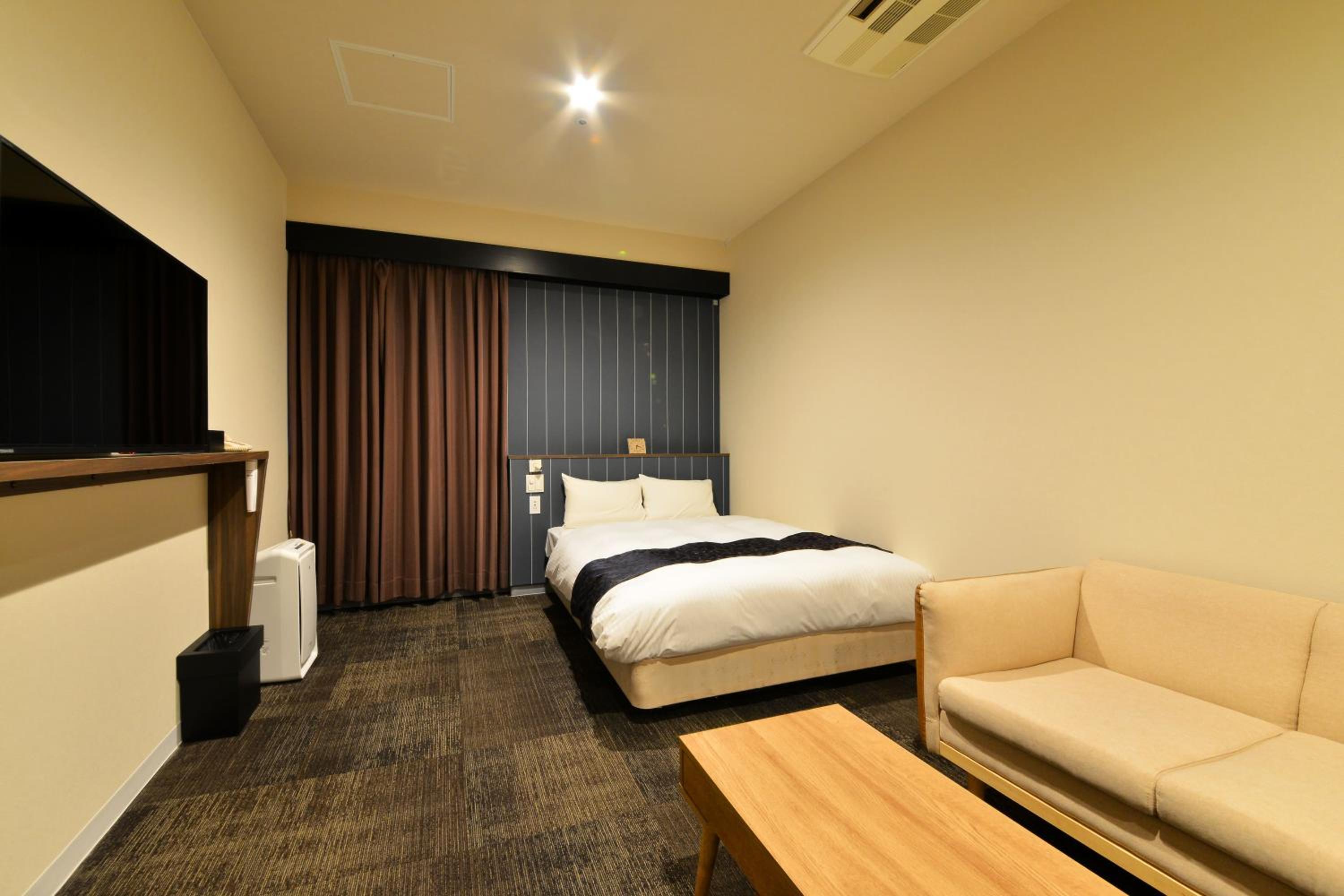 Double Room - Smoking - Main Building
