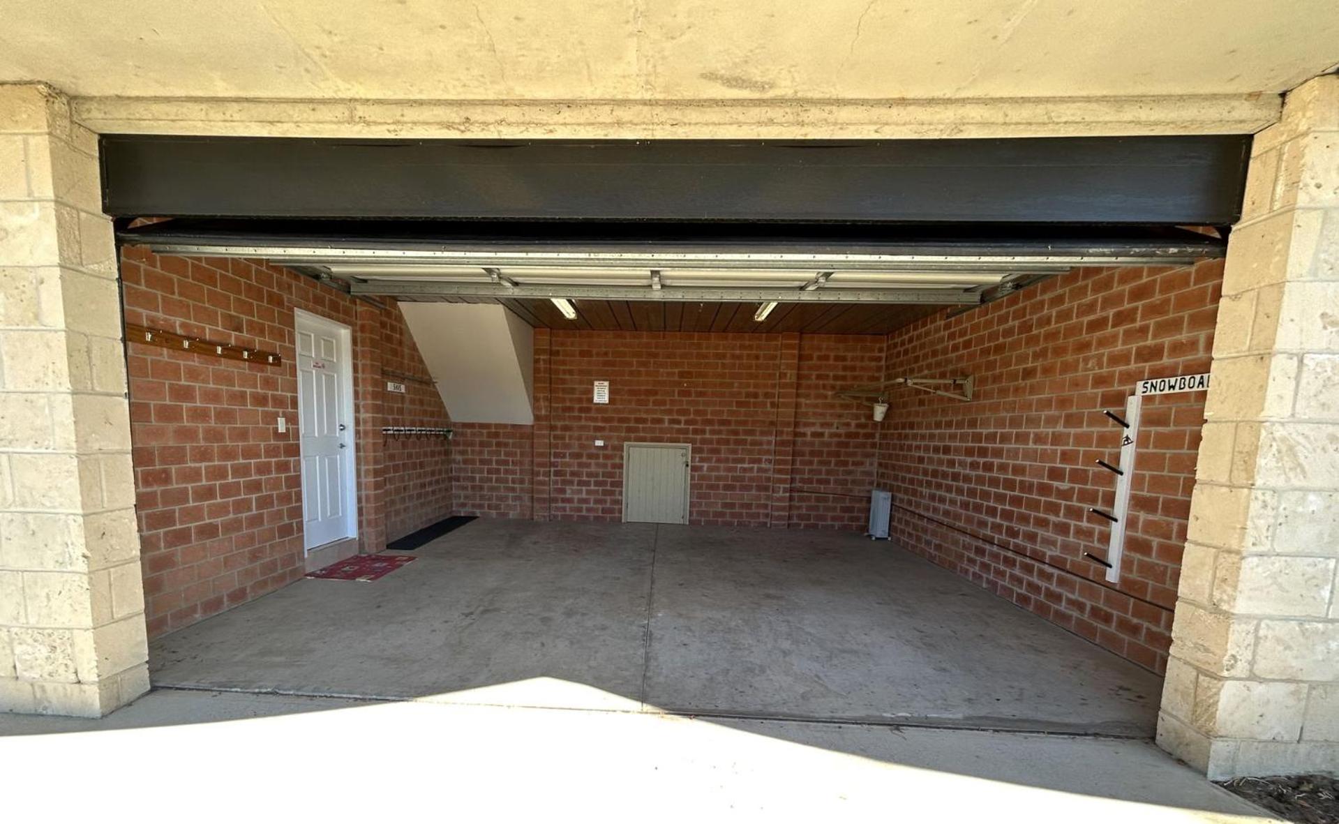 Three-Bedroom Townhouse photo 2