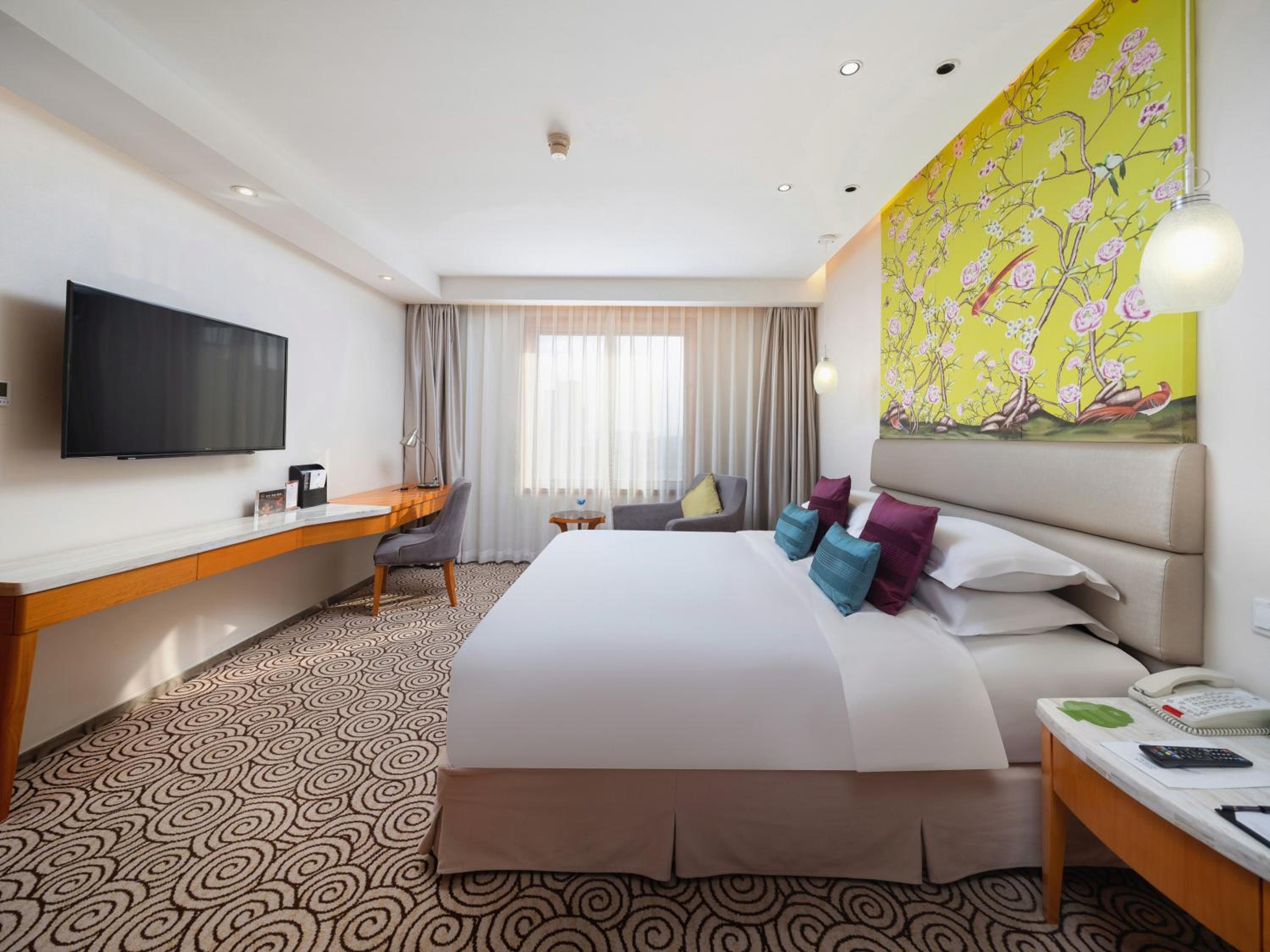 Elegant Suite