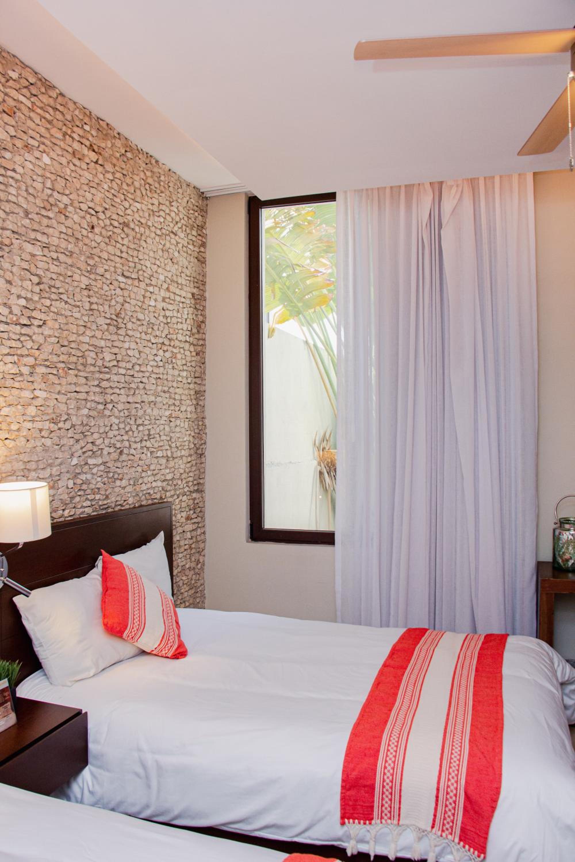 Superior Twin Room - Photo 12