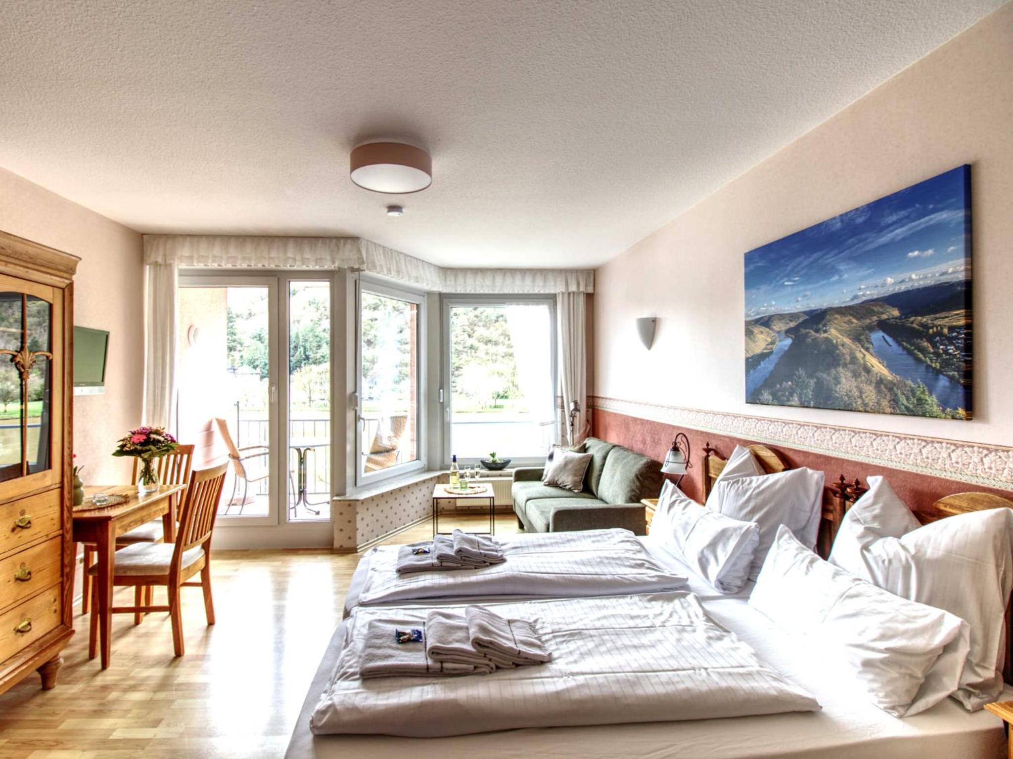 Apartment with Balcony photo 1