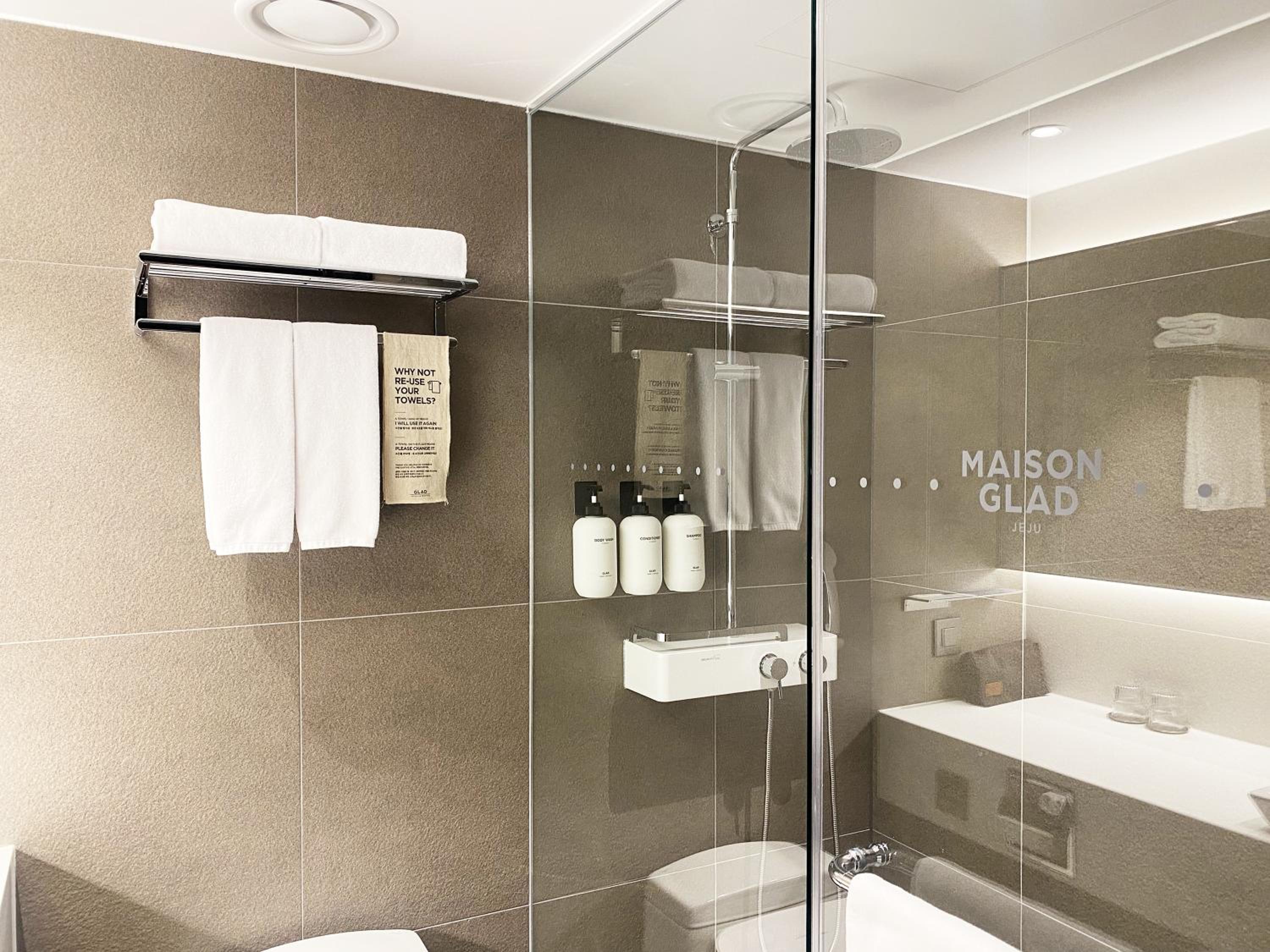 Superior Twin Room photo 3