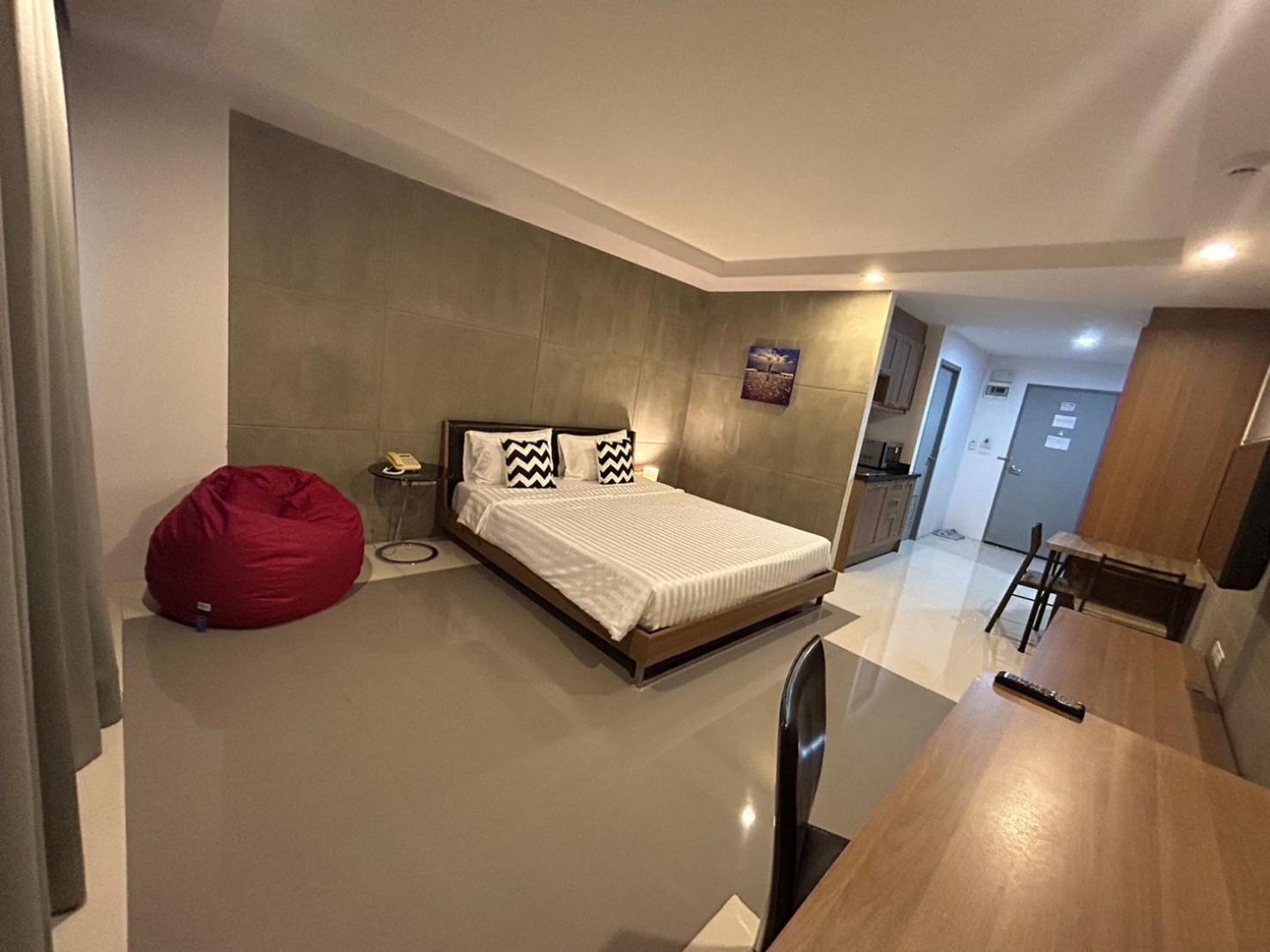 Standard Room photo 2