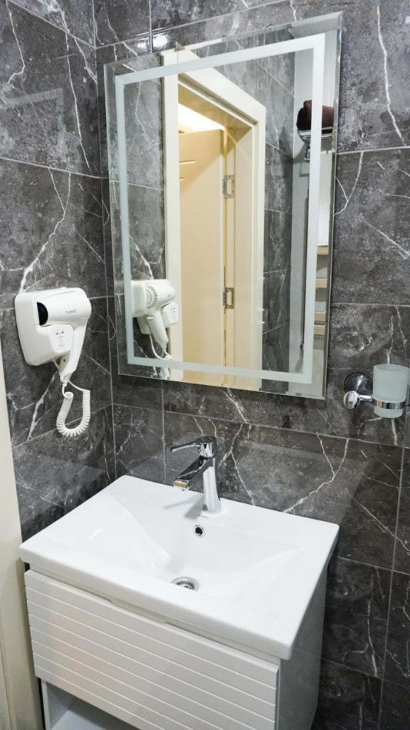Superior Double or Twin Room photo 3