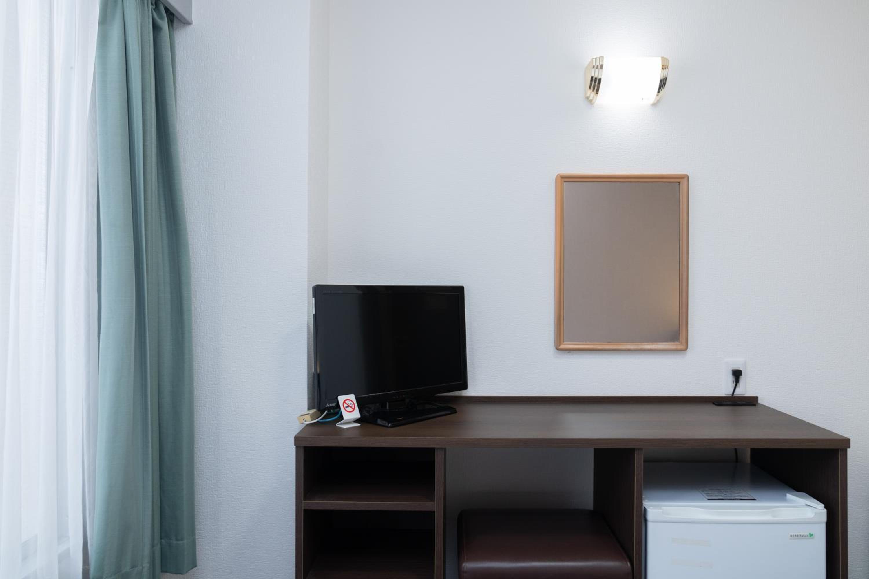 Single Room - Non-Smoking - Photo 2