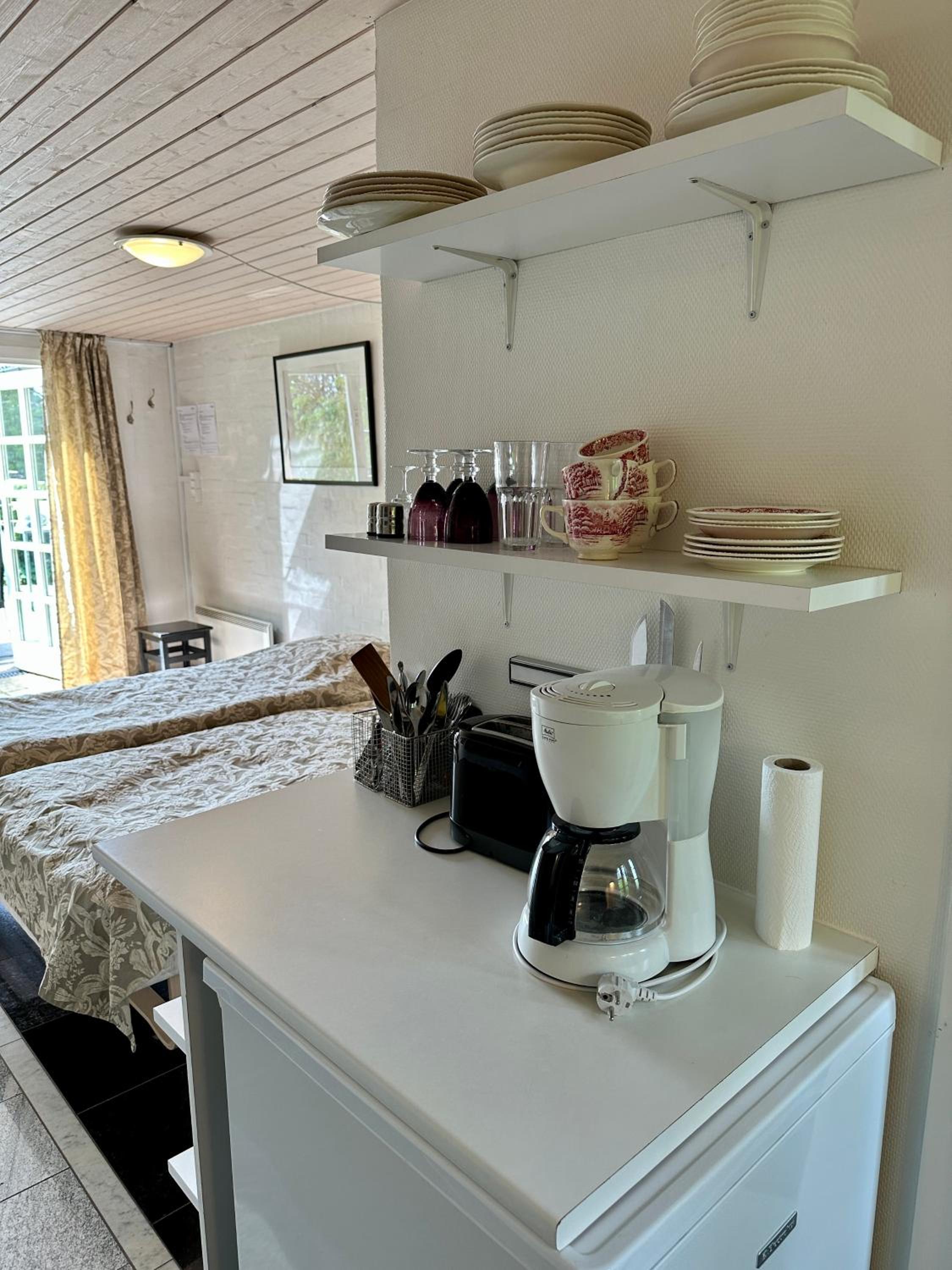 Studio Apartment photo 2