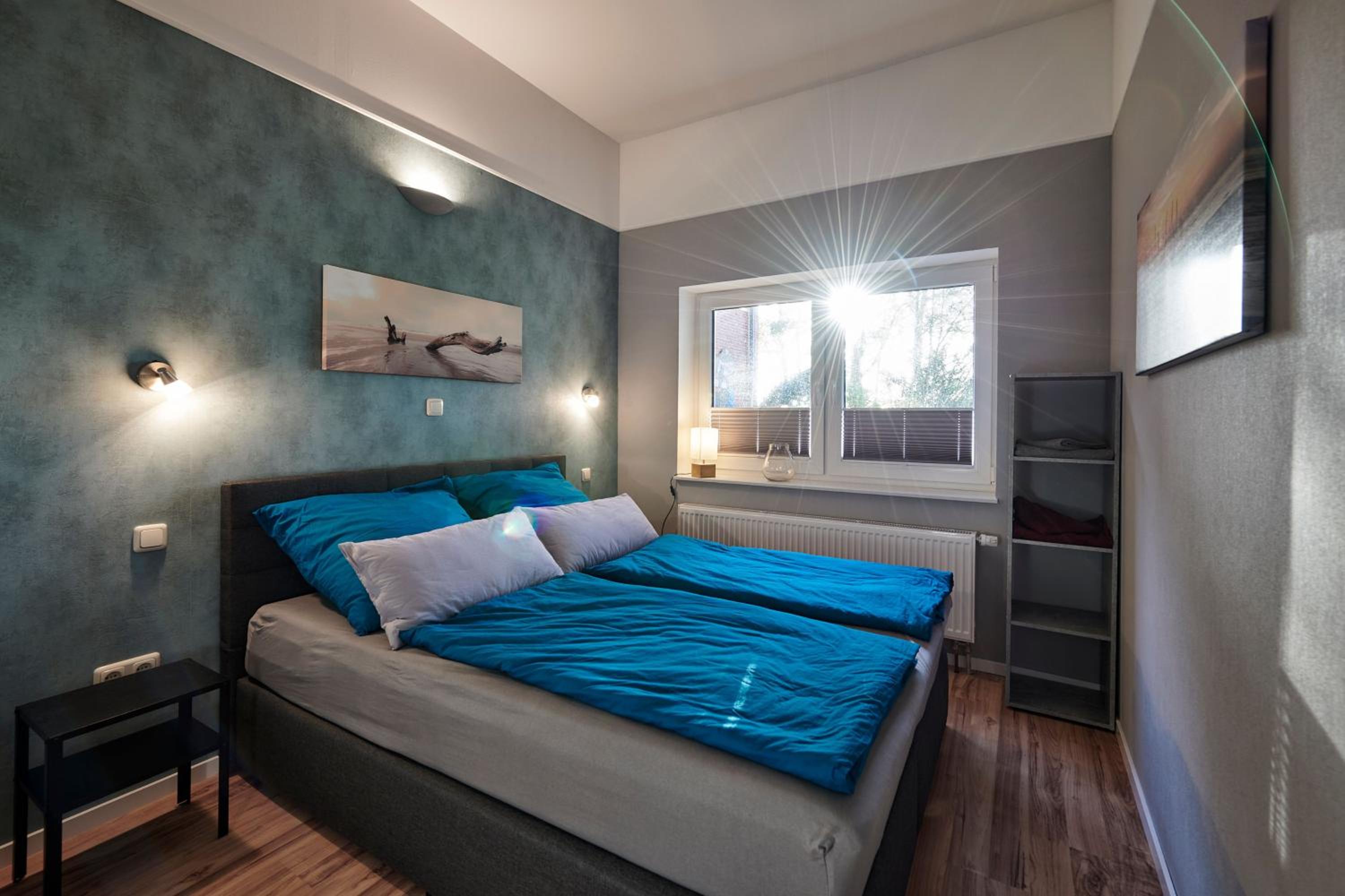 One-Bedroom Apartment with Terrace photo 1