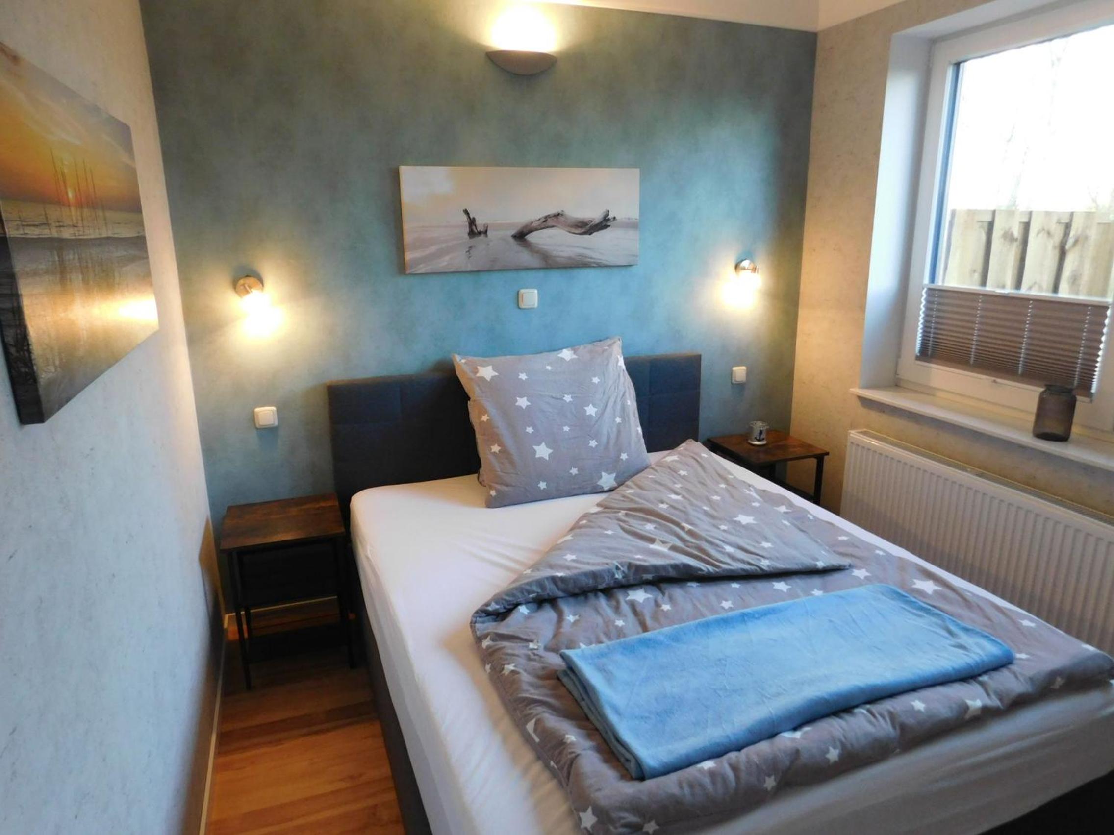 One-Bedroom Apartment with Terrace photo 1