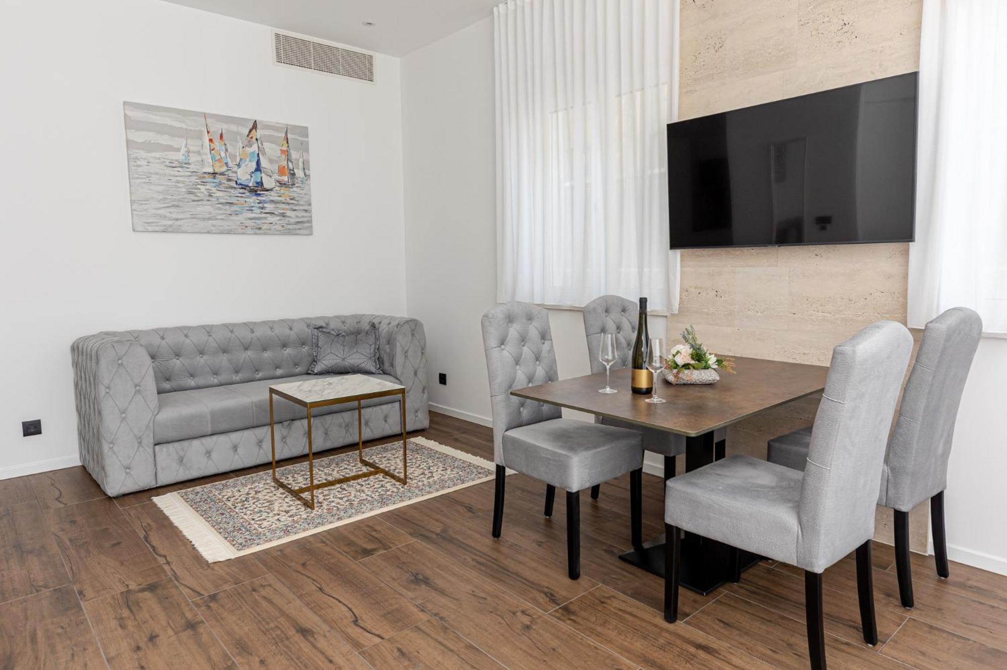 Apartment with Terrace