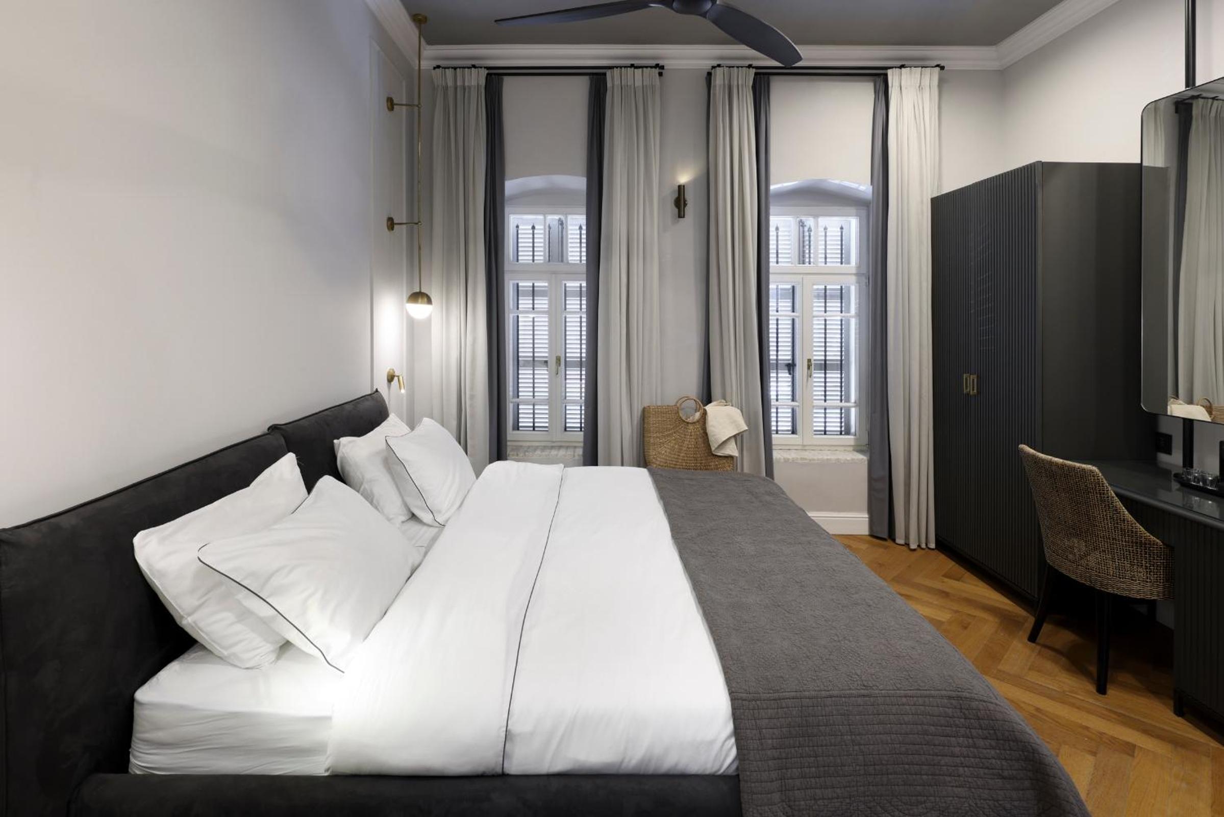 Premium Double Room - Photo 1