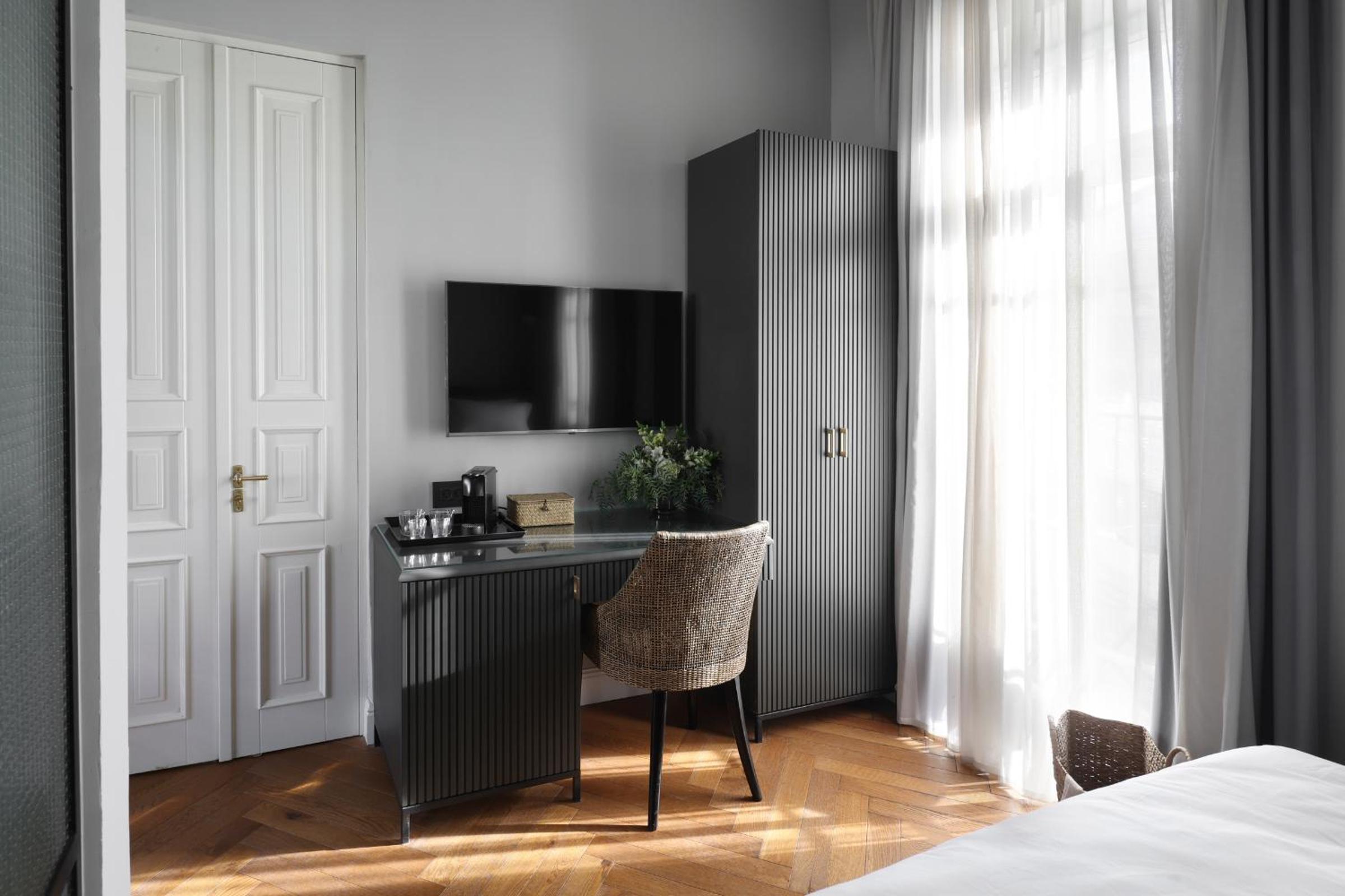Premium Double Room - Photo 5
