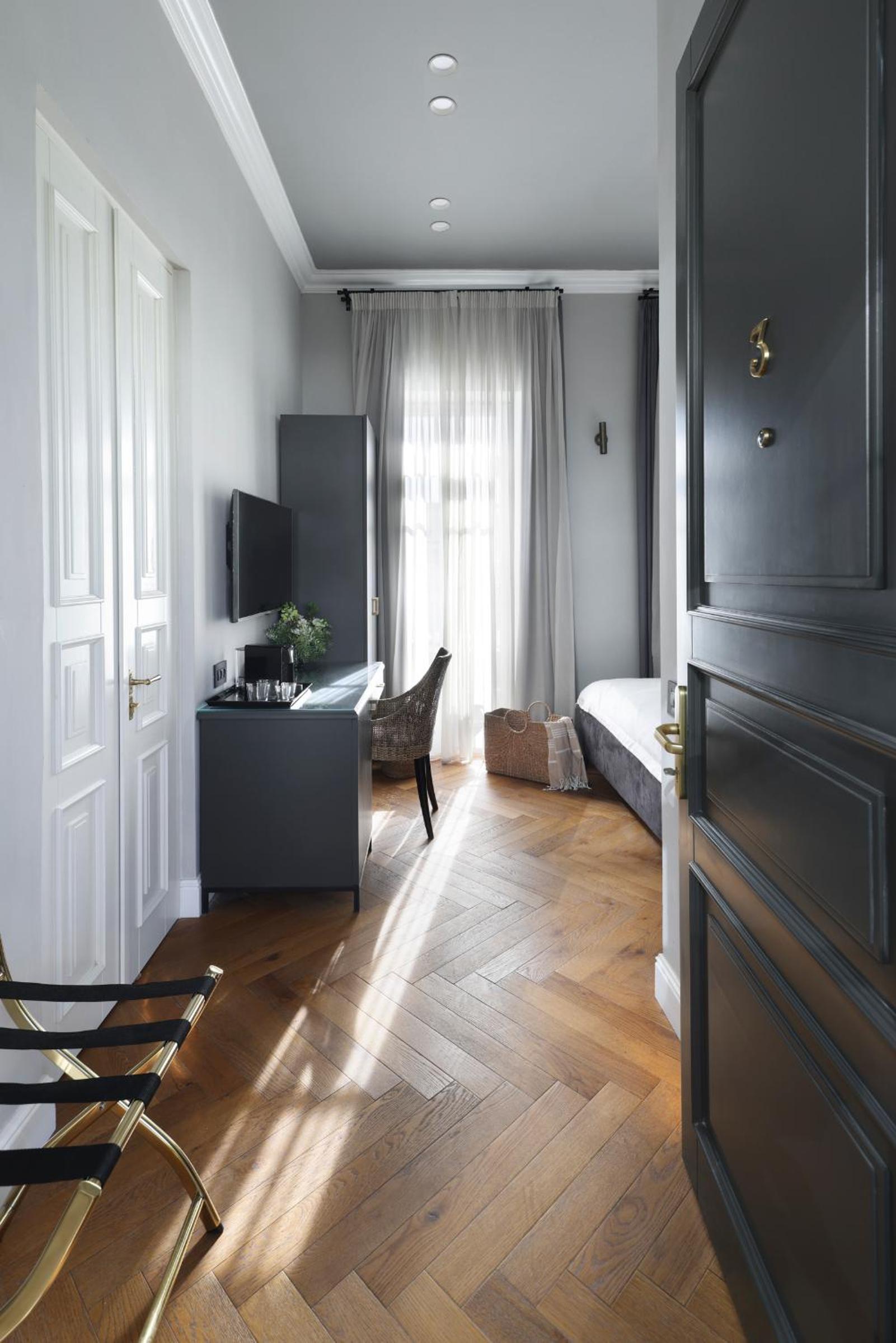Premium Double Room - Photo 3