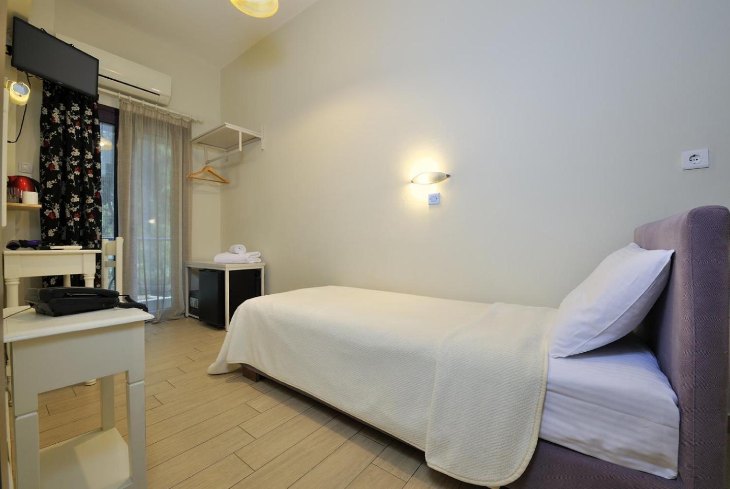 Economy Single Room