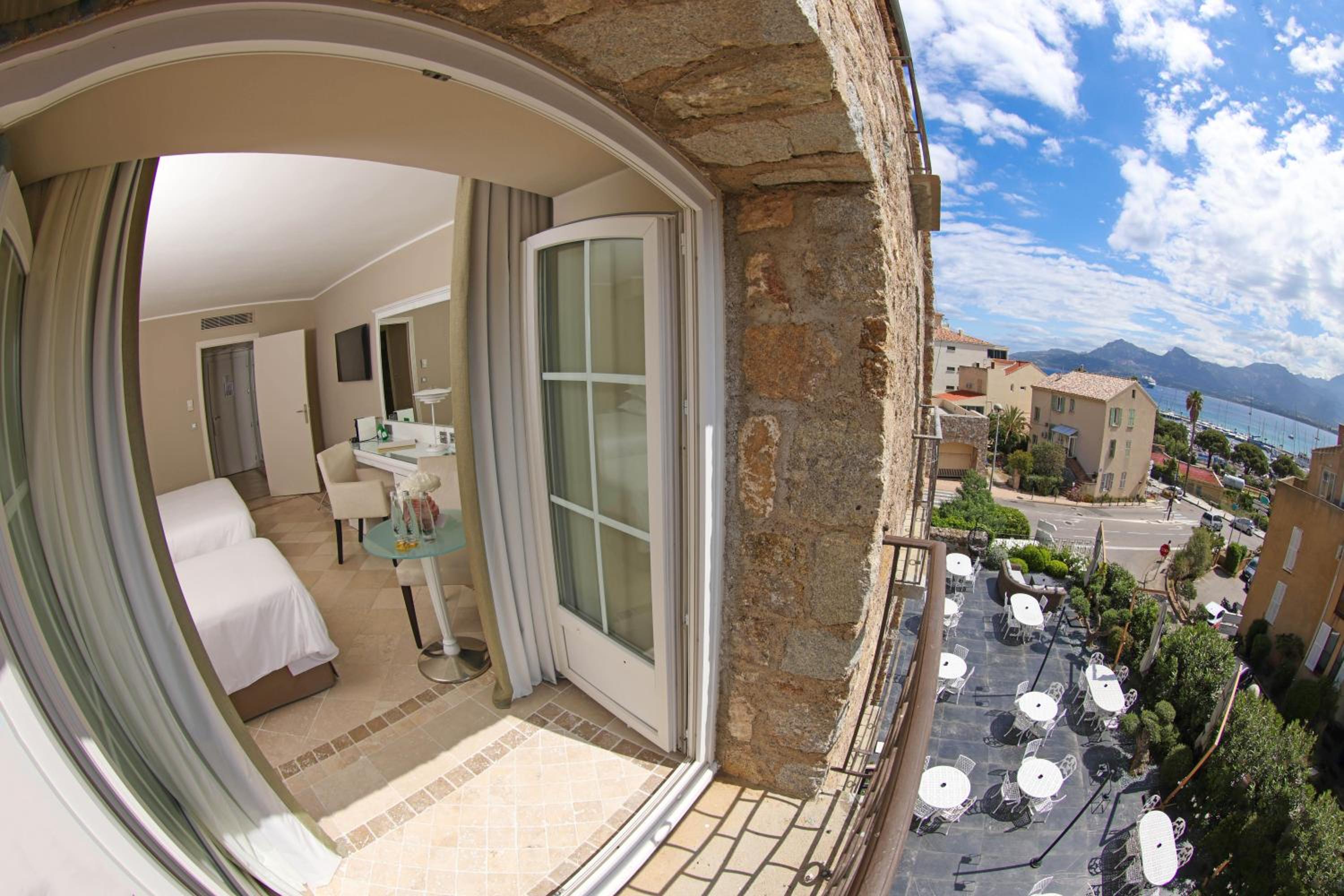 Chambre Triple Deluxe – Vue sur Mer