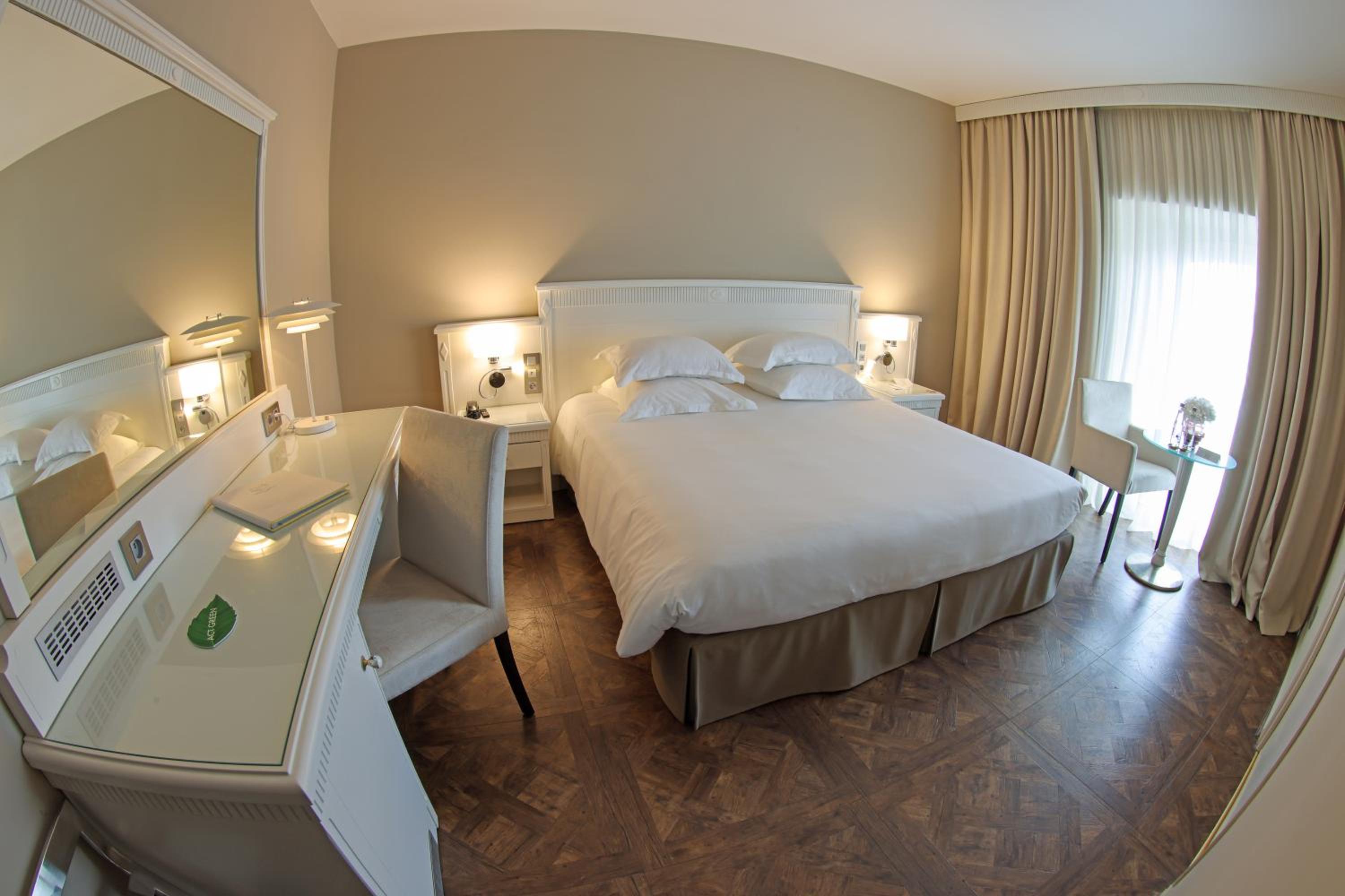 Chambre Supérieure – Vue sur Mer Chambre Supérieure – Vue sur Mer