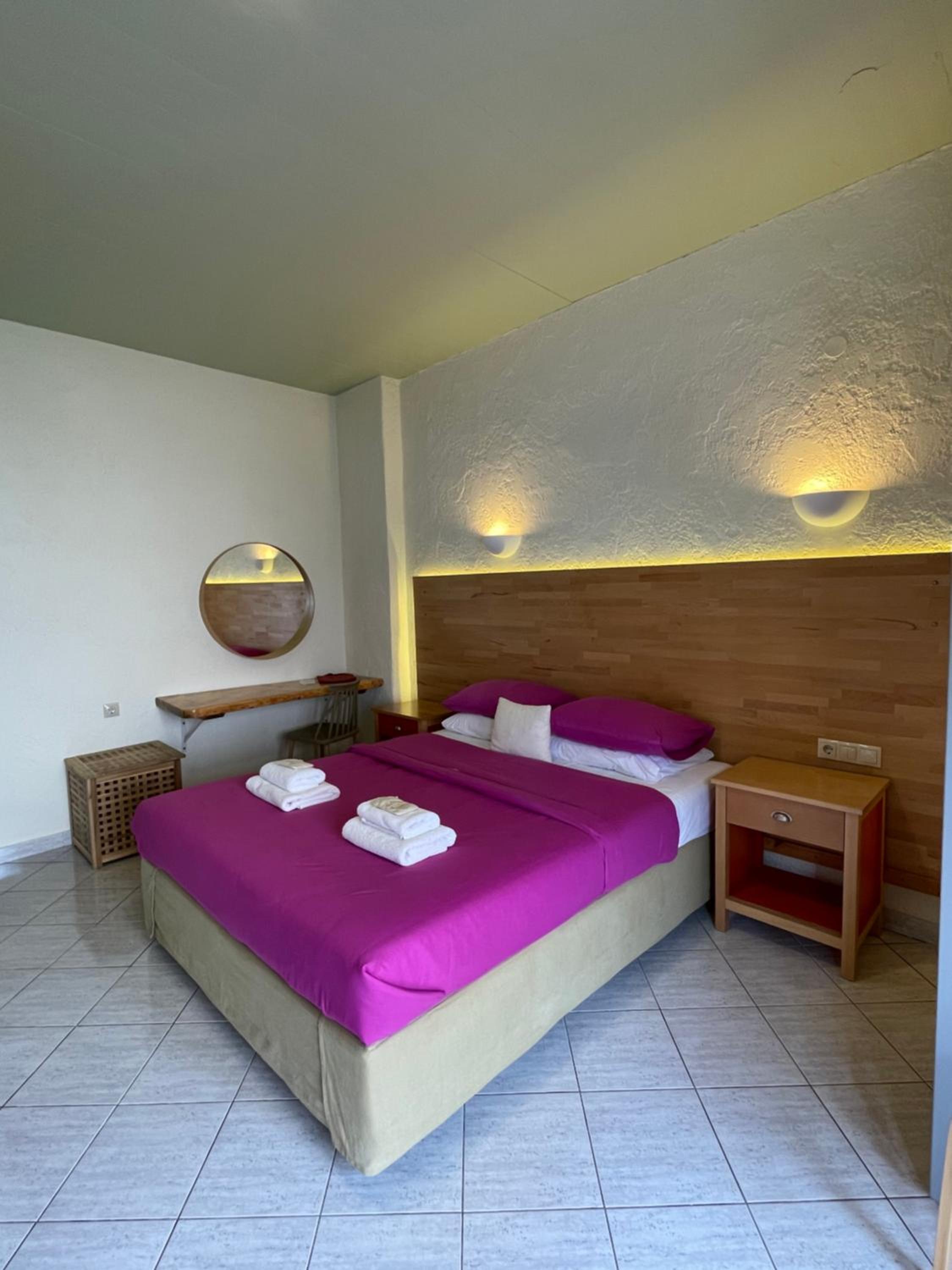 Studio with Sea View (2 Adults)