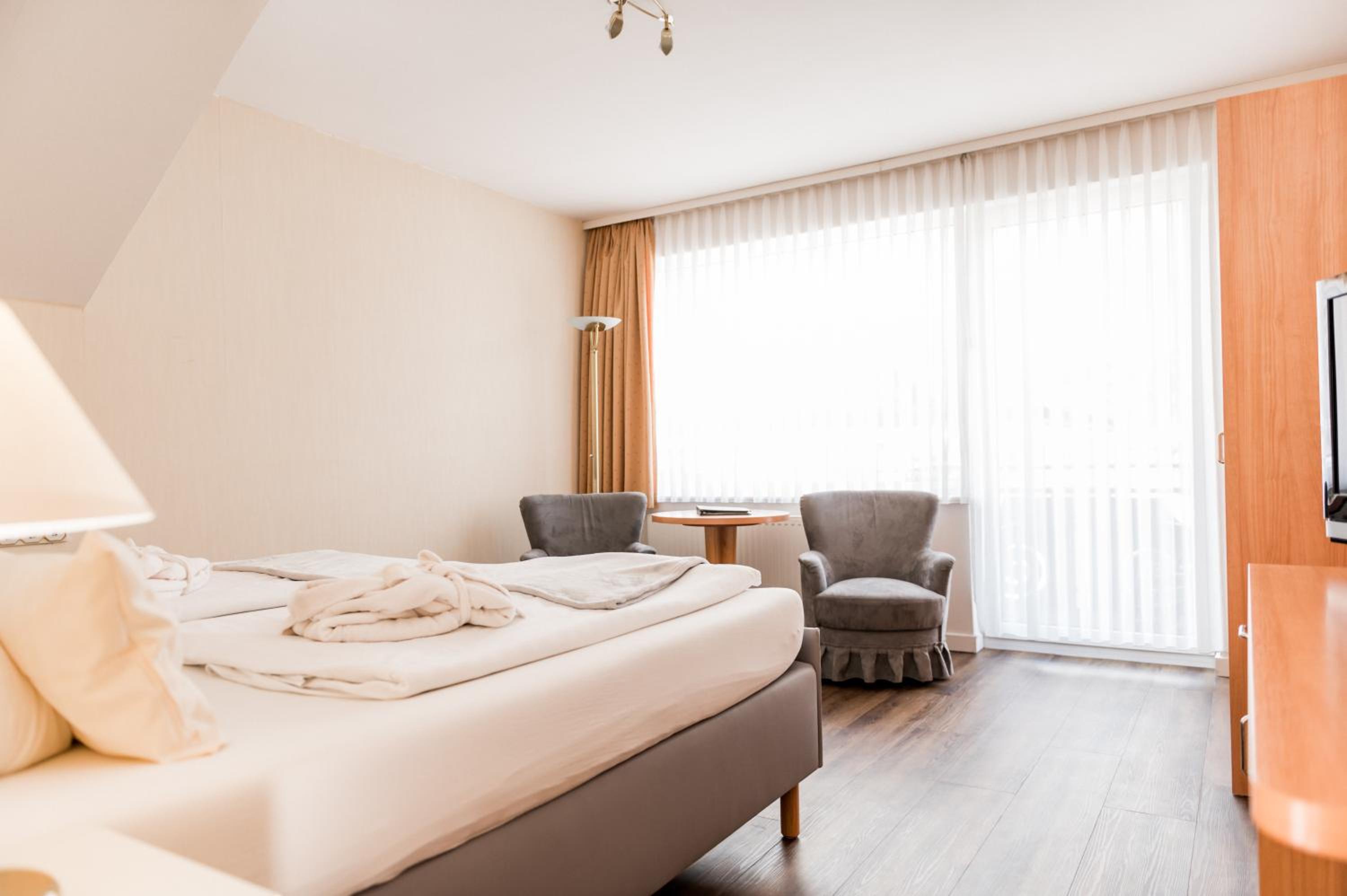 Comfort Double Room with Balcony photo 2