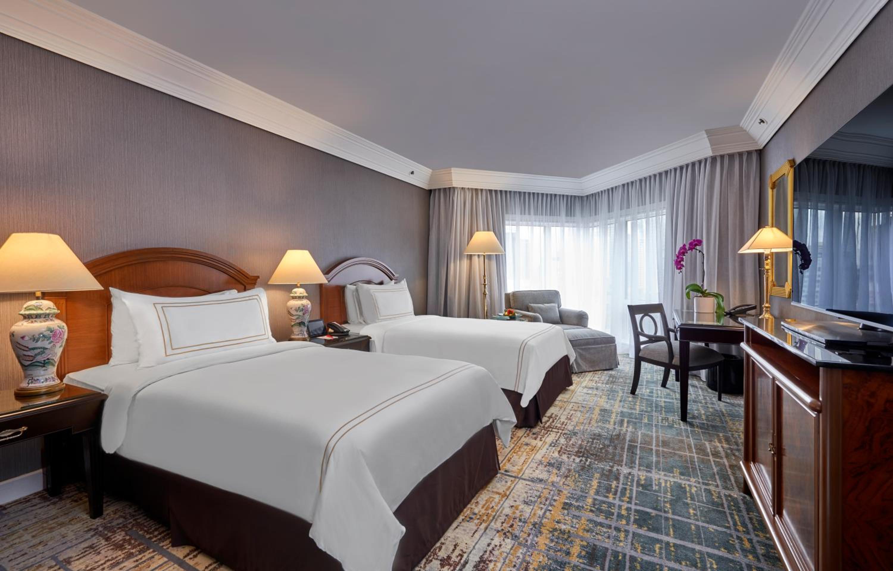 Classic Room with Two Single Beds