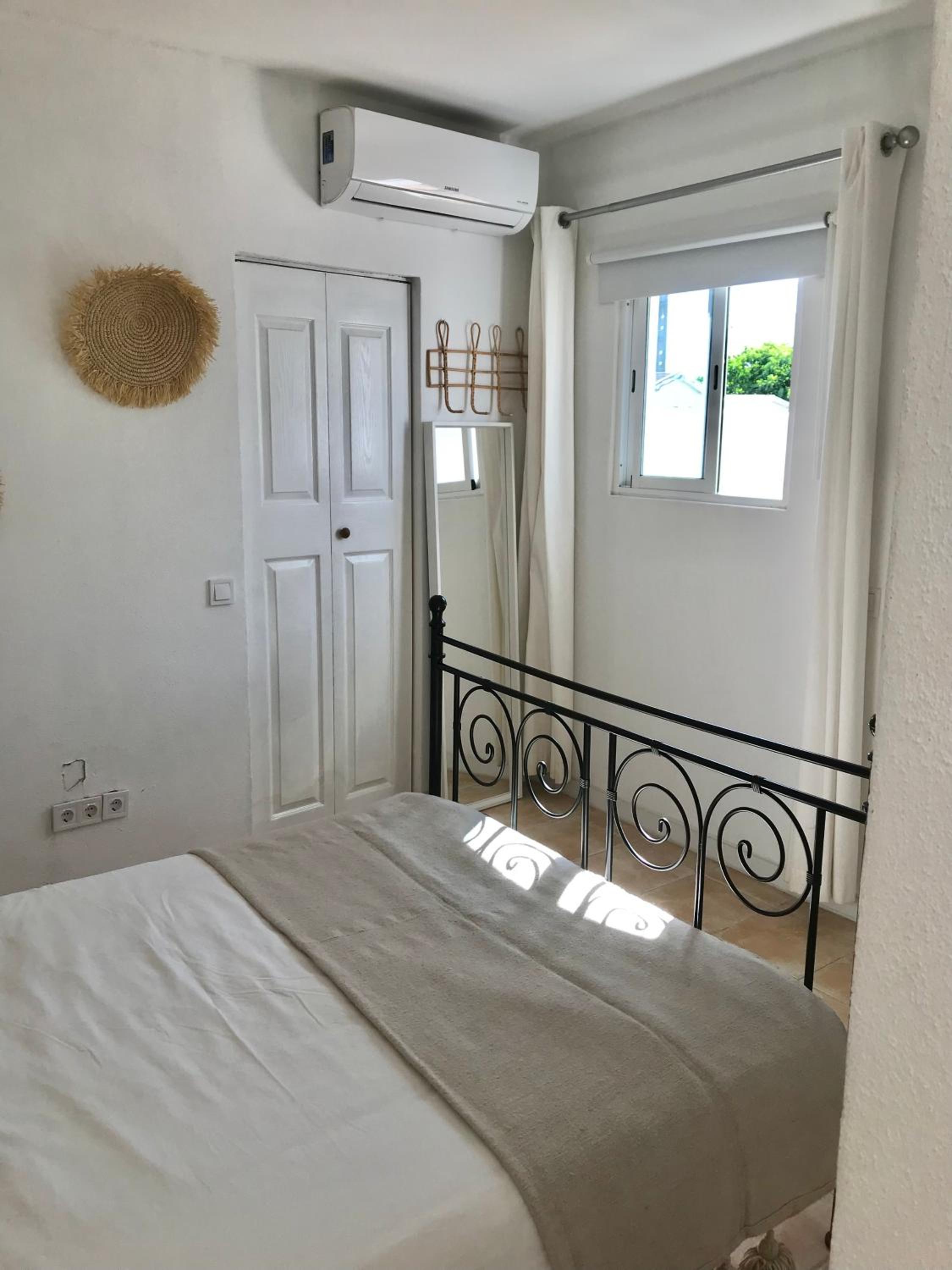 Deluxe Double or Twin Room with Garden View photo 3